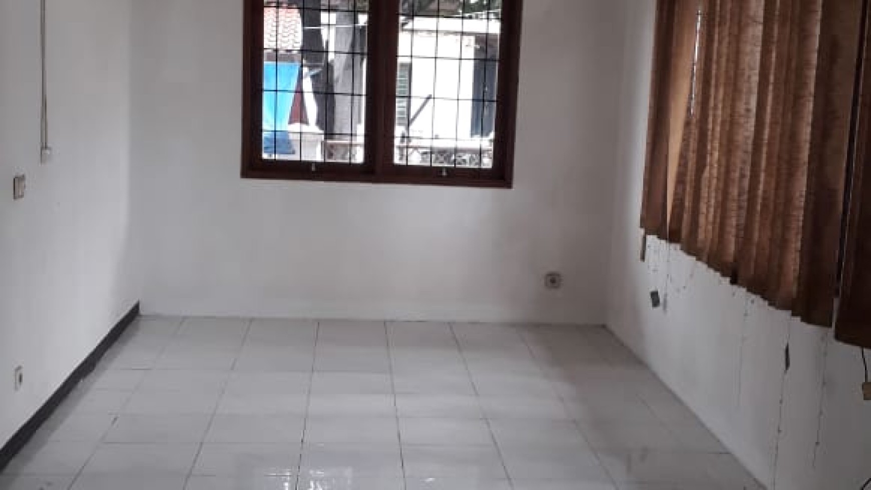 Rumah Usaha Yang Cocok Dijadikan Tempat Usaha Di Bintaro 5