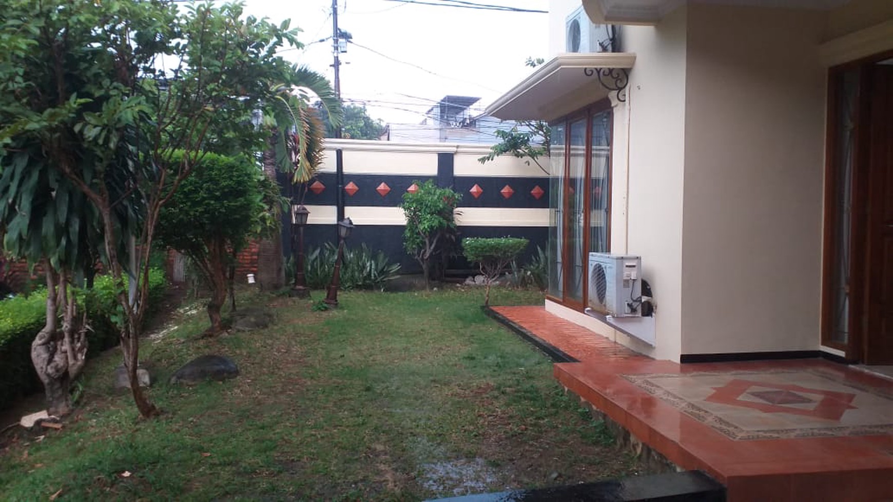 RUMAH CLUSTER - DIJUAL 2 Lantai di Pejaten, Jakarta Selatan.