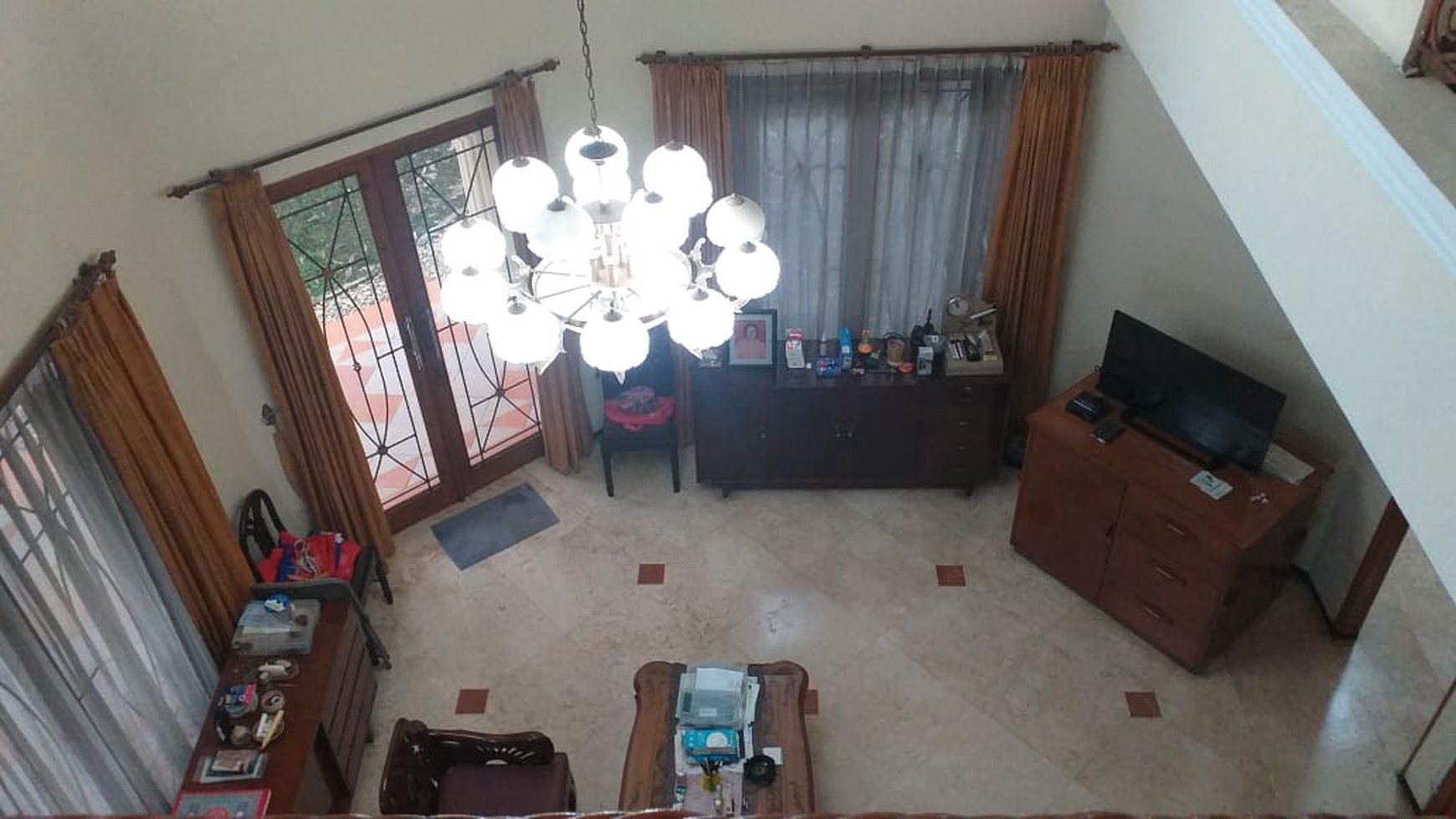 RUMAH CLUSTER - DIJUAL 2 Lantai di Pejaten, Jakarta Selatan.