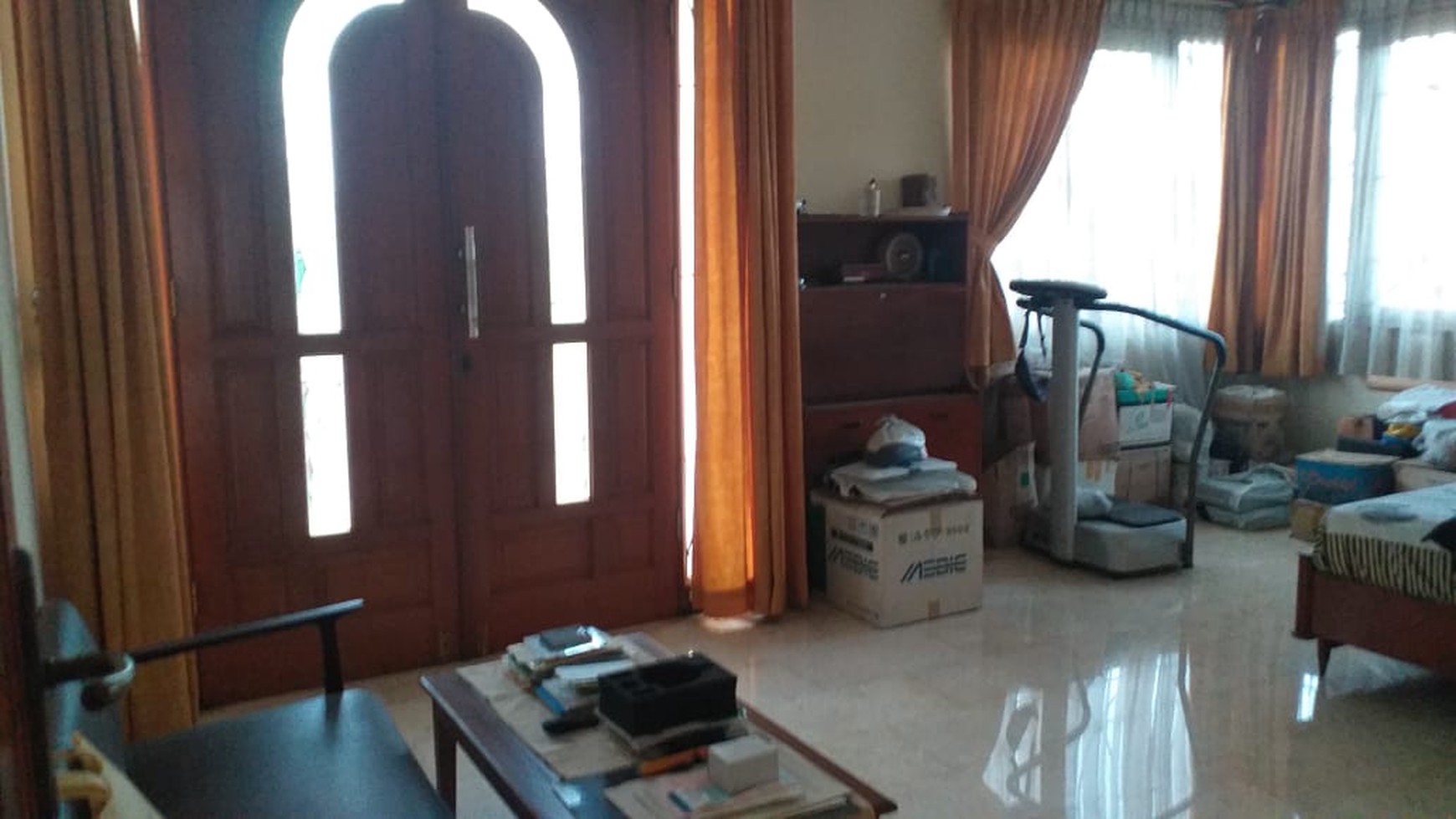RUMAH CLUSTER - DIJUAL 2 Lantai di Pejaten, Jakarta Selatan.