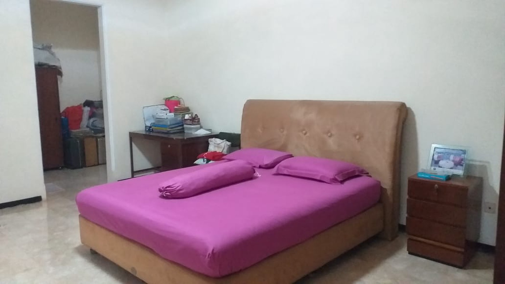 RUMAH CLUSTER - DIJUAL 2 Lantai di Pejaten, Jakarta Selatan.