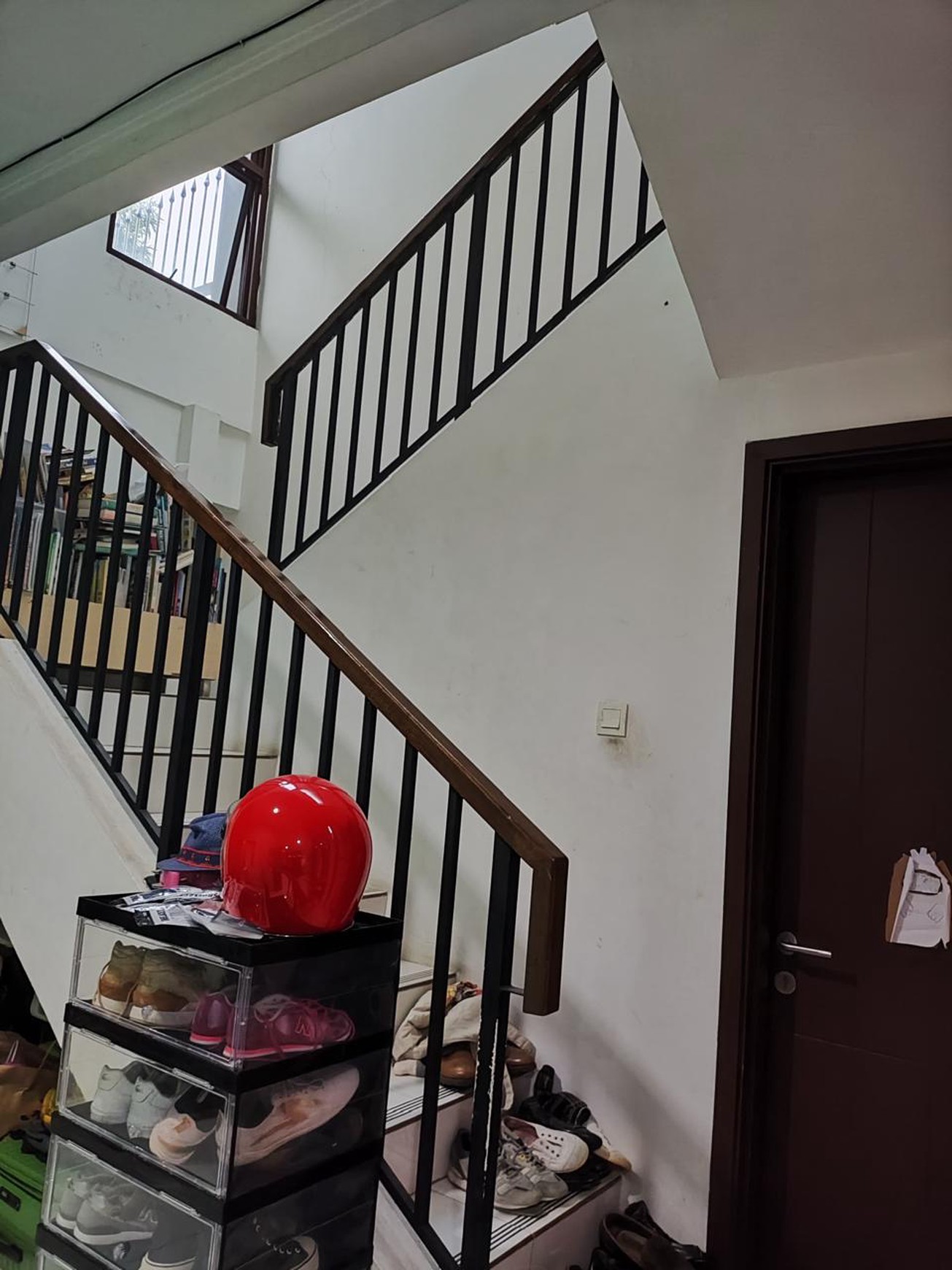 Rumah Bagus 2 Lantai Dalam CLuster SHM Siap Huni Lokasi Strategis @Bintaro -Sektor 9