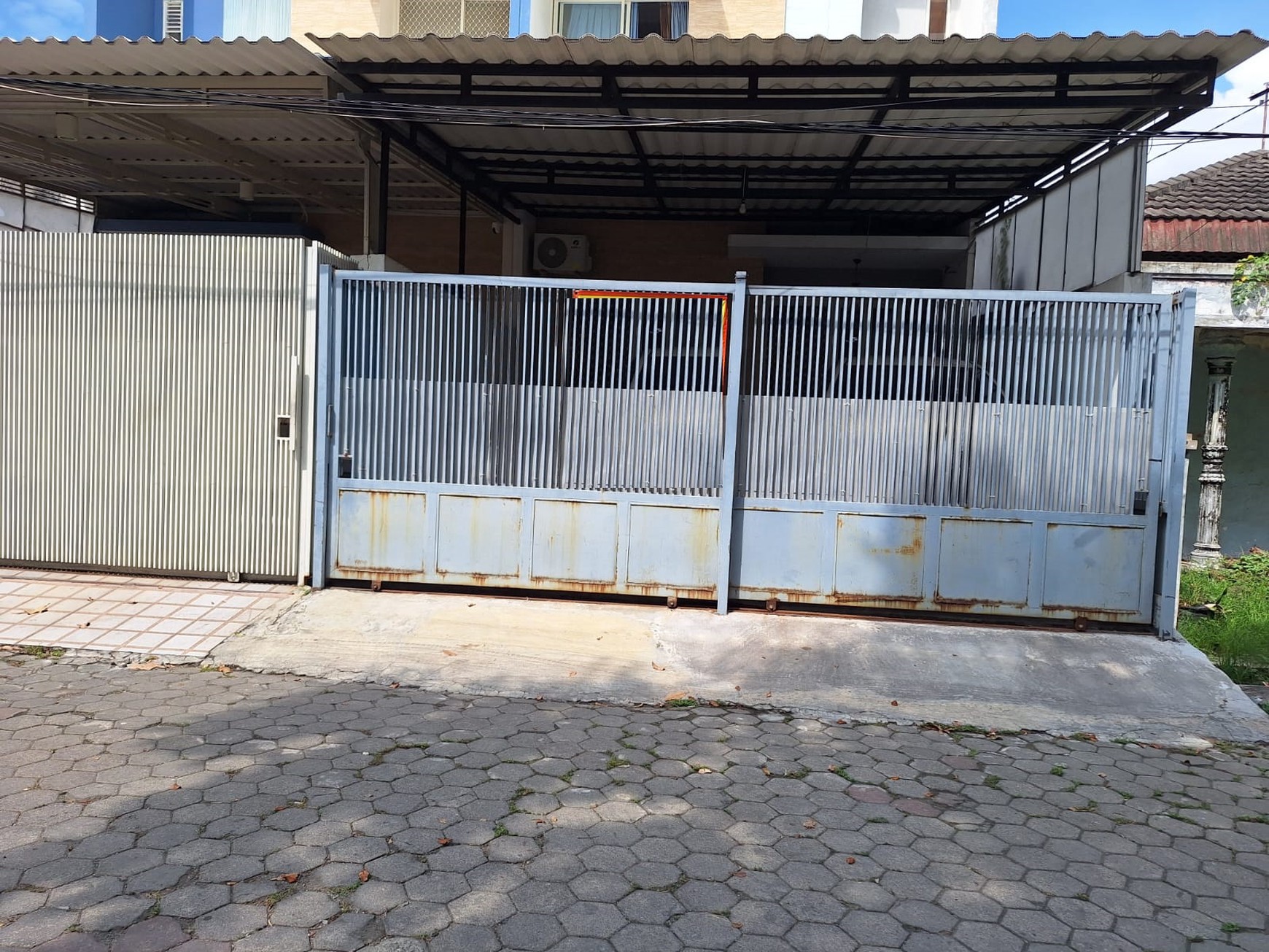 Jual Rumah Rungkut Menanggal Harapan