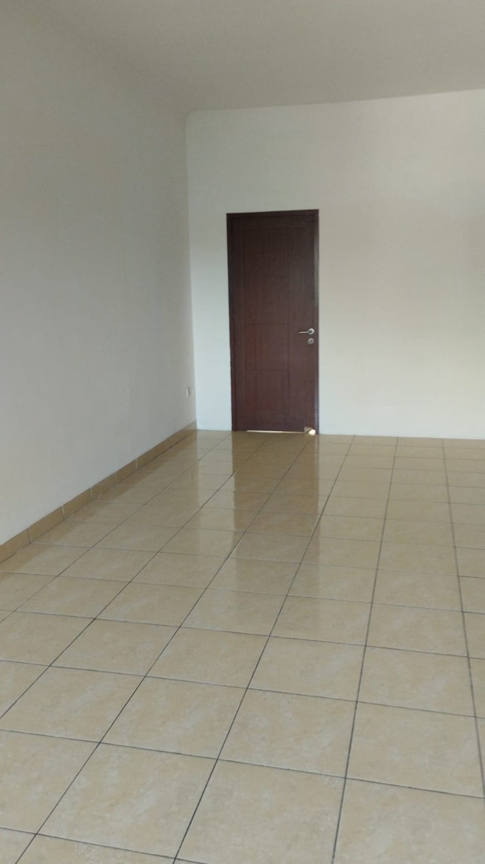 Ruko 3 lantai di Bolsena Gading Serpong