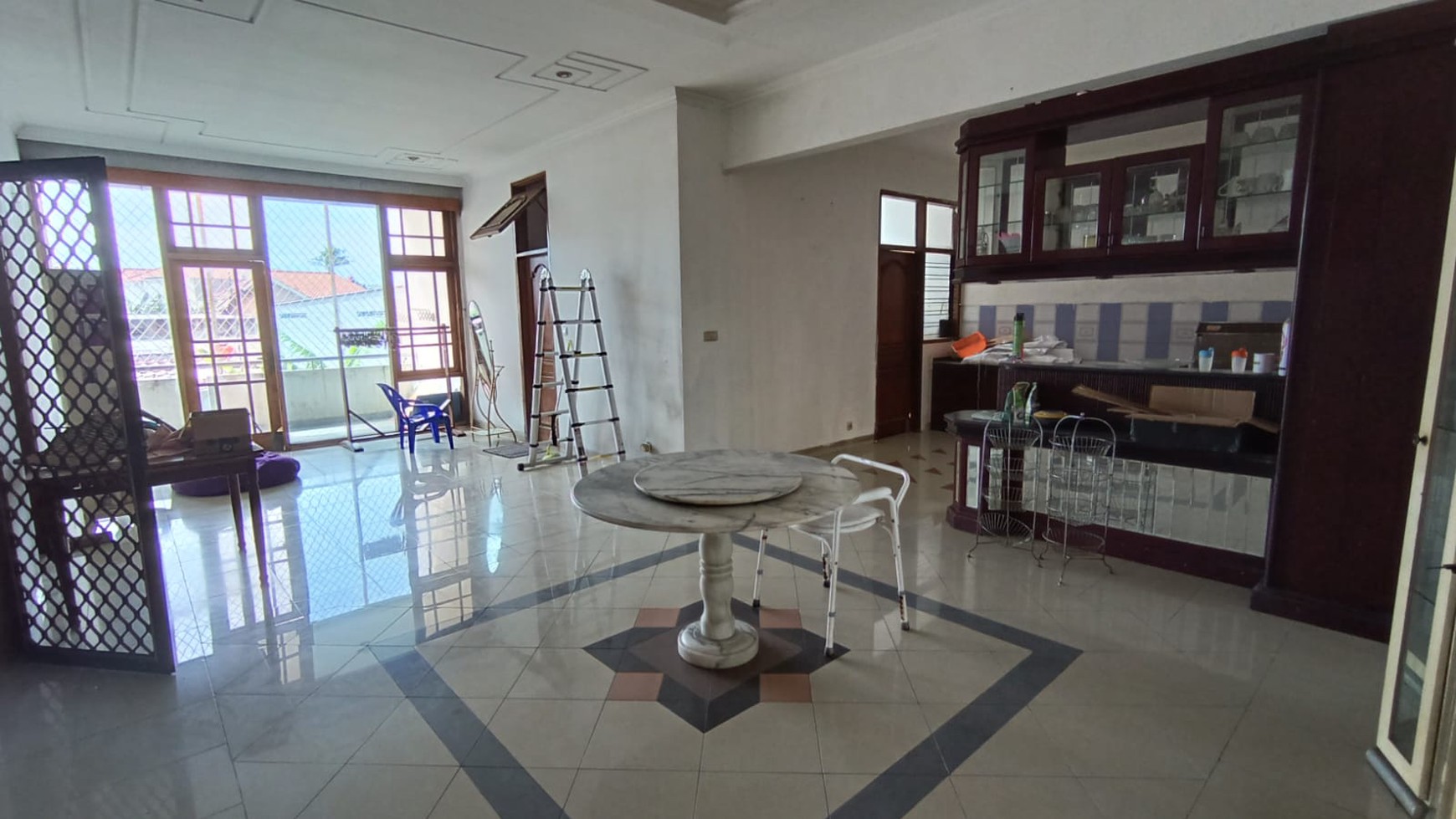 Ruko Lokasi Strategis cocok untuk Ruang Usaha di Puri Kembangan