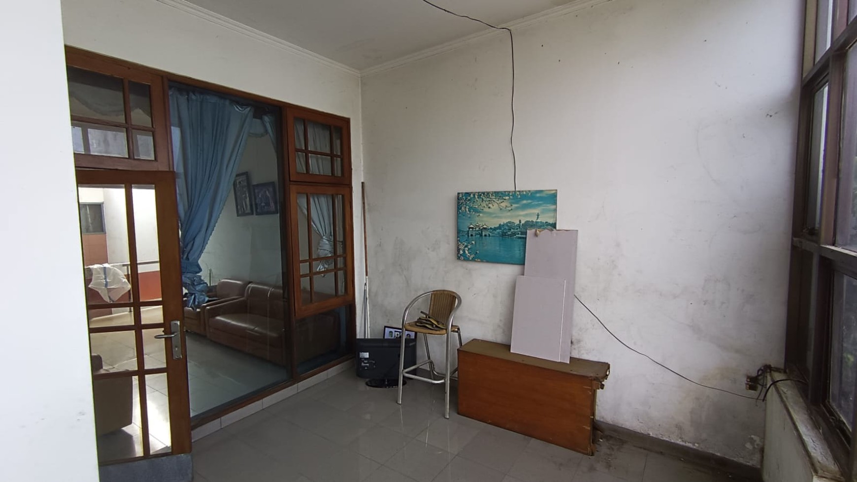 Ruko Lokasi Strategis cocok untuk Ruang Usaha di Puri Kembangan
