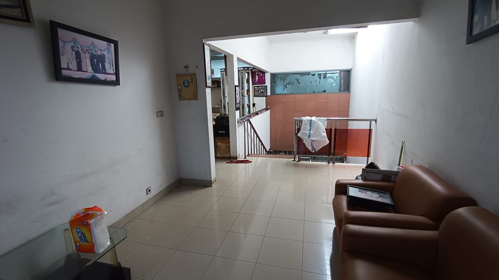 Ruko Lokasi Strategis cocok untuk Ruang Usaha di Puri Kembangan