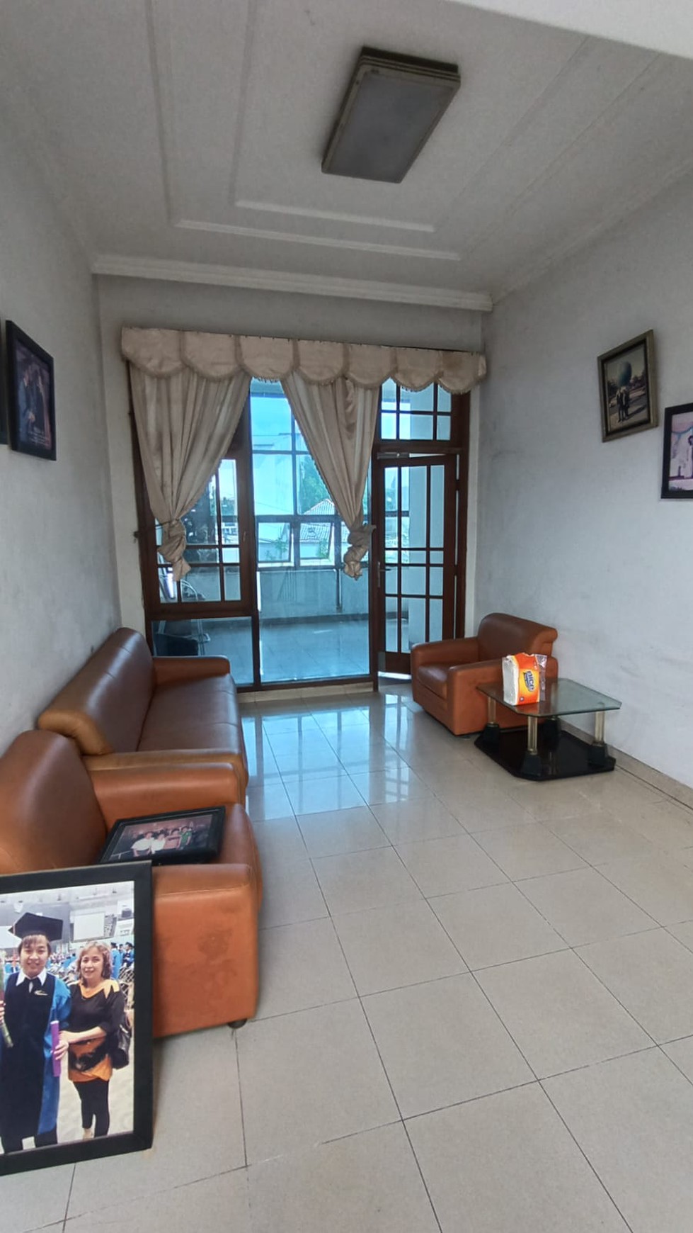 Ruko Lokasi Strategis cocok untuk Ruang Usaha di Puri Kembangan