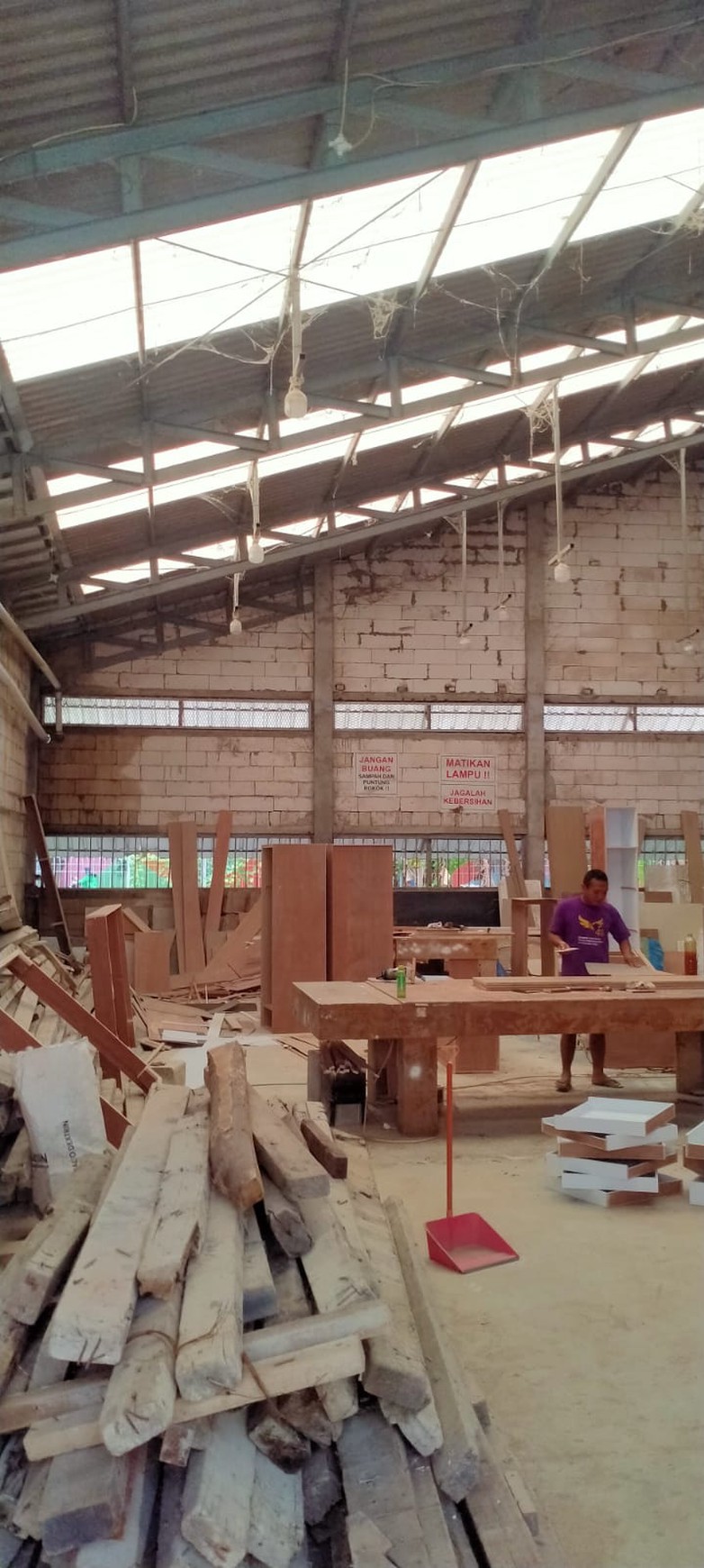 Gudang Dijual di Surabaya Timur - Strategis Dekat MERR