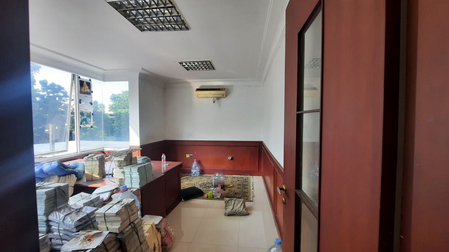 PABRIK SIAP PAKAI DI KAWASAN INDUSTRI JABABEKA TAHAP SATU DEKAT DENGAN PINTU TOL CIKARANG UTARA