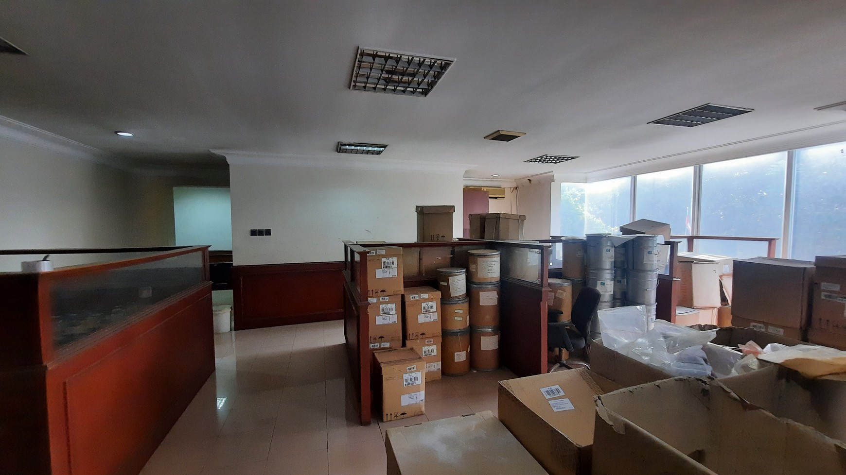 PABRIK SIAP PAKAI DI KAWASAN INDUSTRI JABABEKA TAHAP SATU DEKAT DENGAN PINTU TOL CIKARANG UTARA