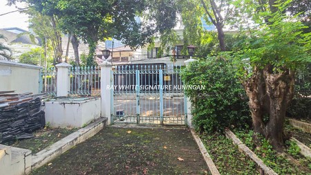 Rumah Hook Lokasi Prime di Jl Karang Asem 1 Kuningan