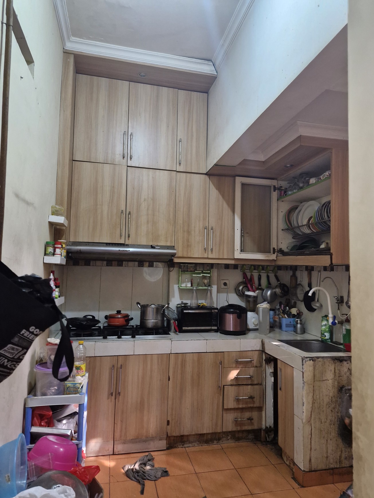  Rumah Flo residence  Pisangan Ciputat Timur Tangerang Selatan  Tidak jauh dari jln pluto cinere mas