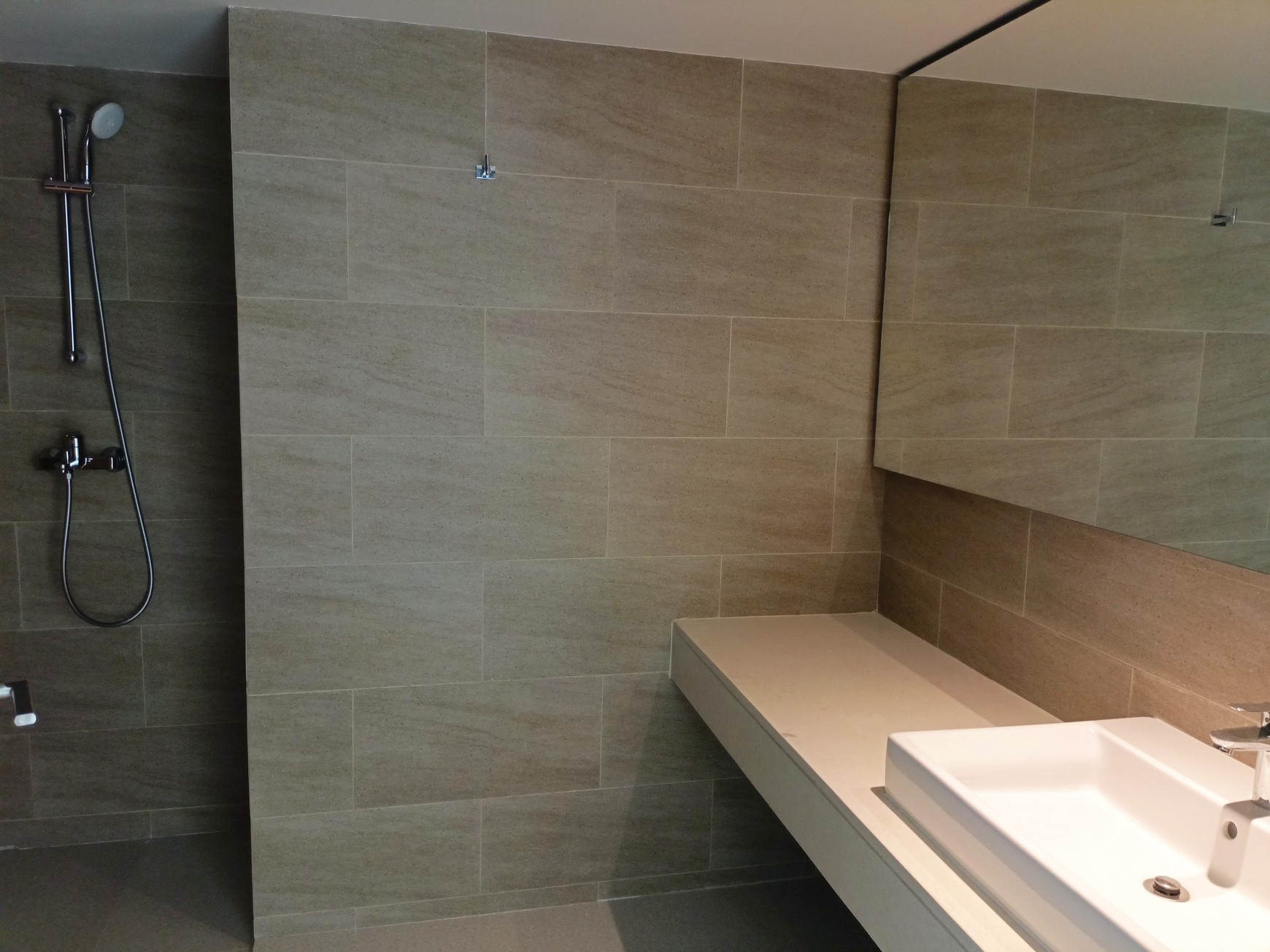 Apartemen Carstensz 2 BR Tower Flamboyan