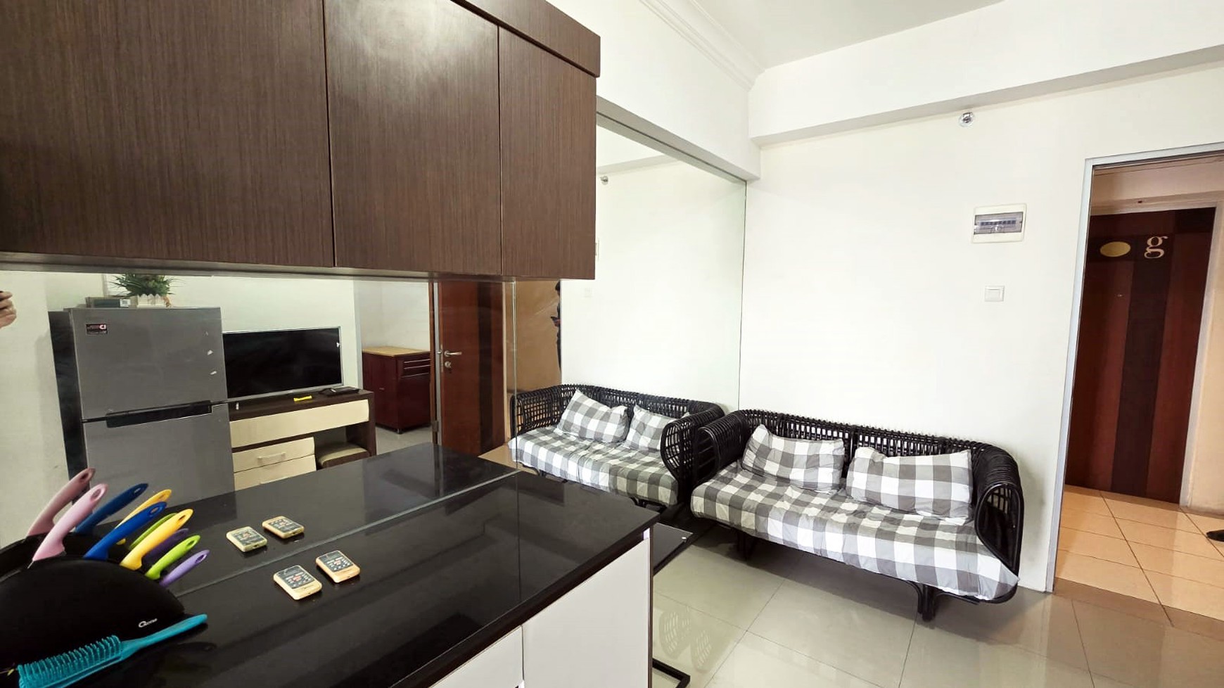 Apartment Gunawangsa Merr Fully Furnished 2 Bedrooms Luas 36m Lantai 18 View City. Hadap Selatan. Sertifikat Strata Title. 