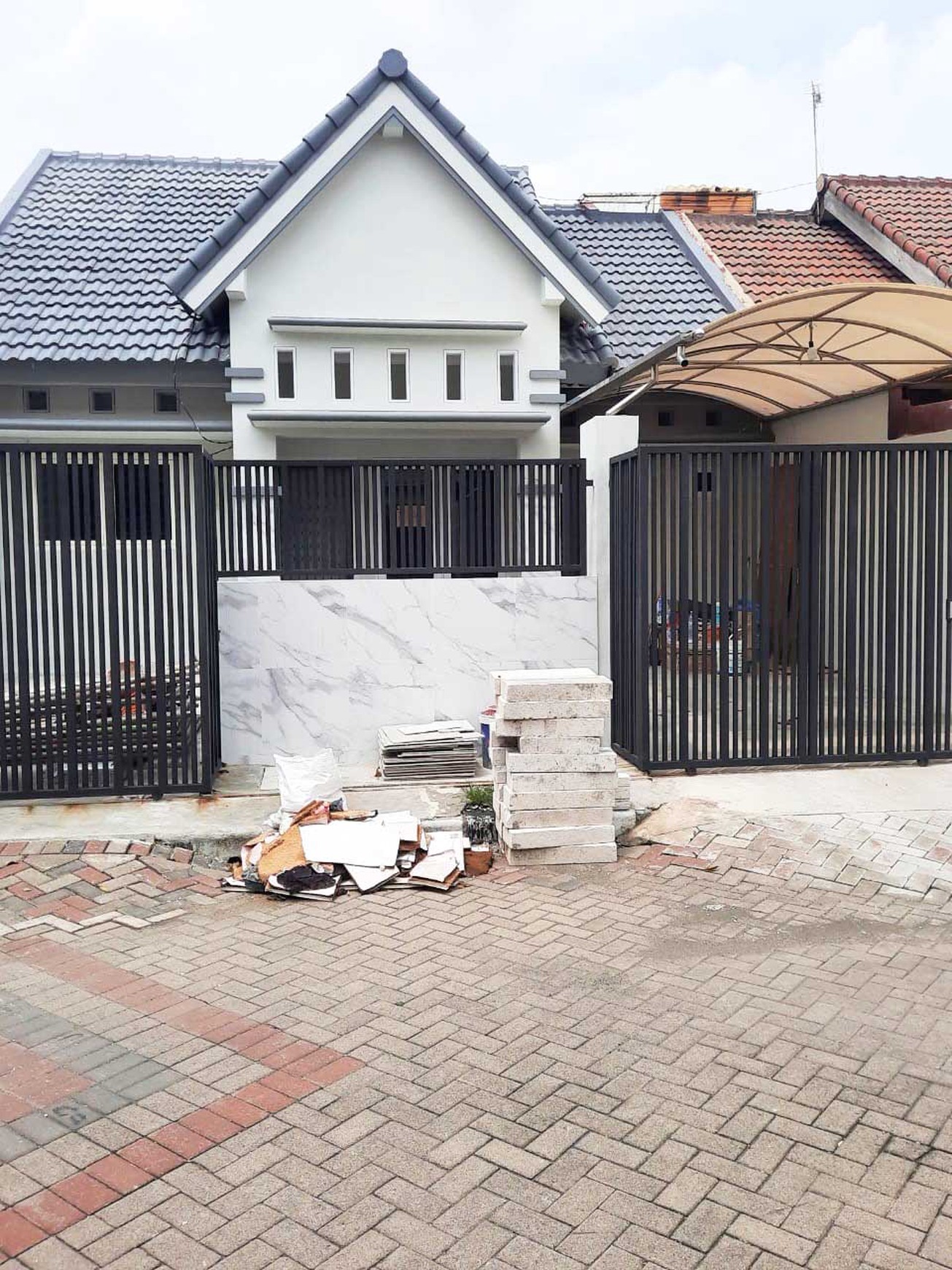 Rumah Baru Gress !!! di Mulyosari Prima Utara Surabaya Timur, Minimalis, 1 Lantai, SIAP HUNI