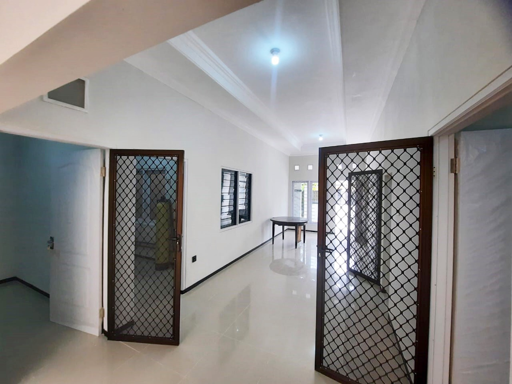 Rumah Baru Gress !!! di Mulyosari Prima Utara Surabaya Timur, Minimalis, 1 Lantai, SIAP HUNI