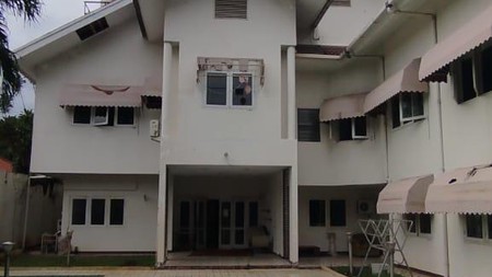 Rumah 2 Lantai Rasamala Menteng Dalam, Jakarta Selatan 