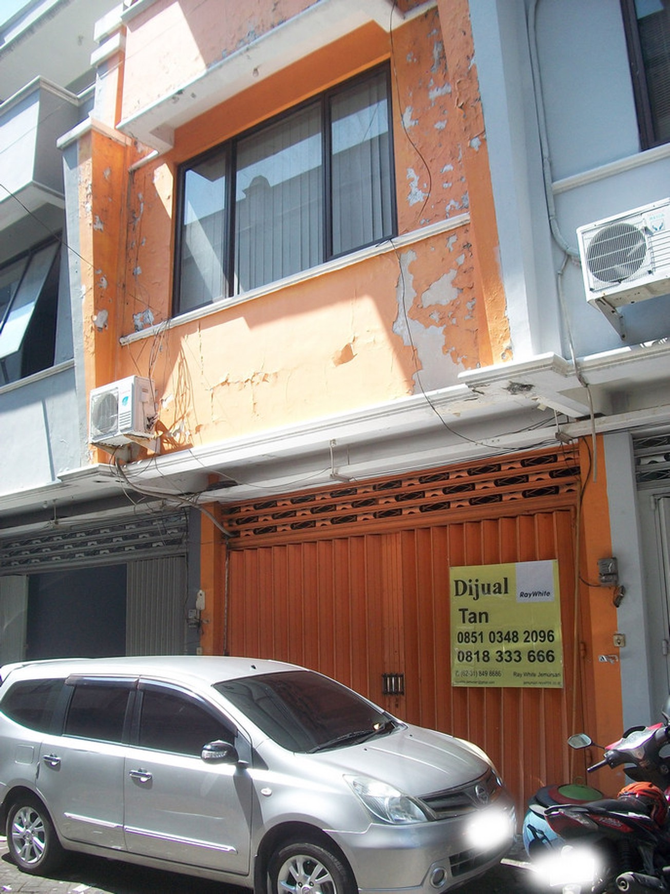 Ruko di Klampis Square Surabaya Timur, 4 Lantai, SHGB, K.Mandi 4 ( tiap lantai ada)