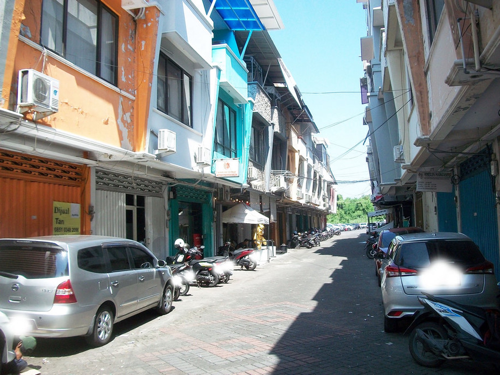 Ruko di Klampis Square Surabaya Timur, 4 Lantai, SHGB, K.Mandi 4 ( tiap lantai ada)