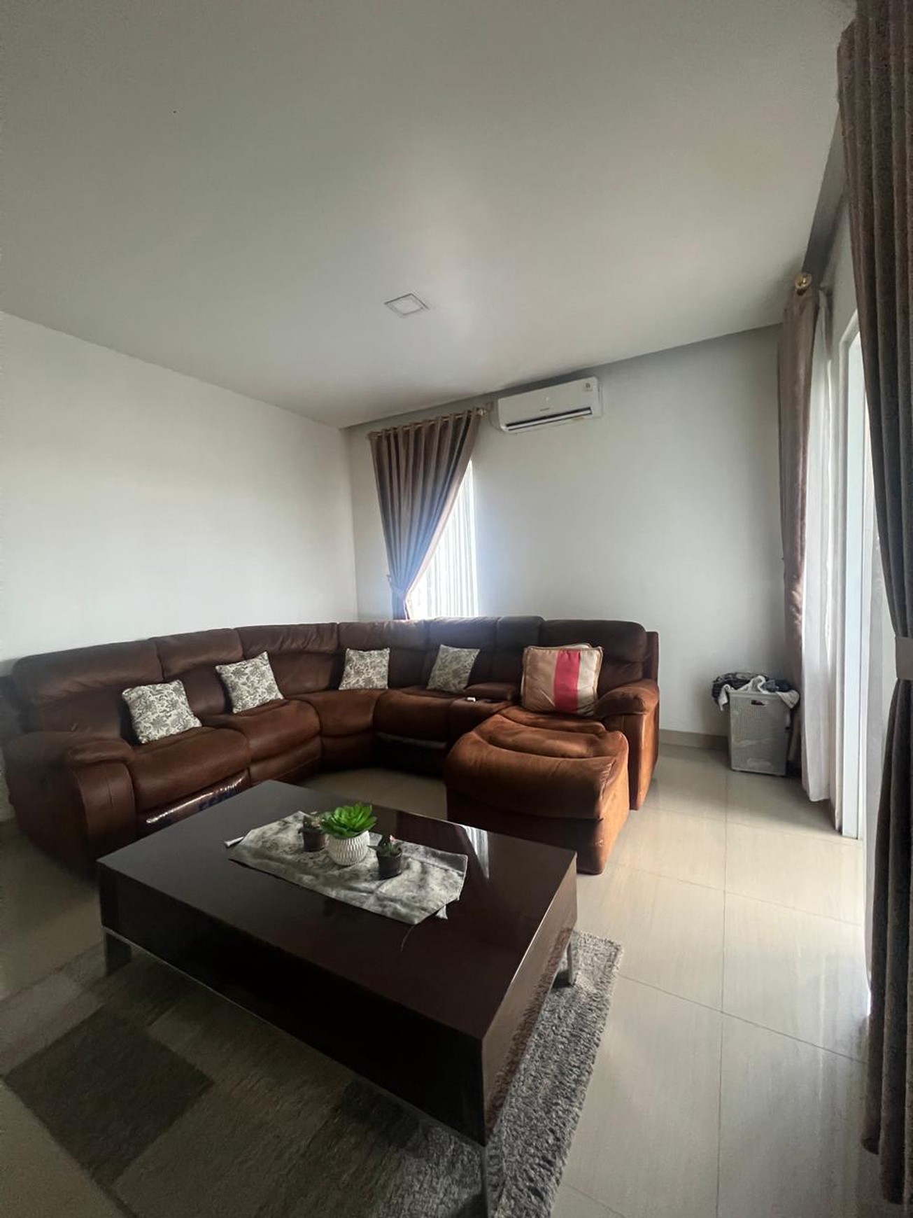 Rumah Hoek Minimalis 2 Lantai di The Icon BSD Dekat Tol