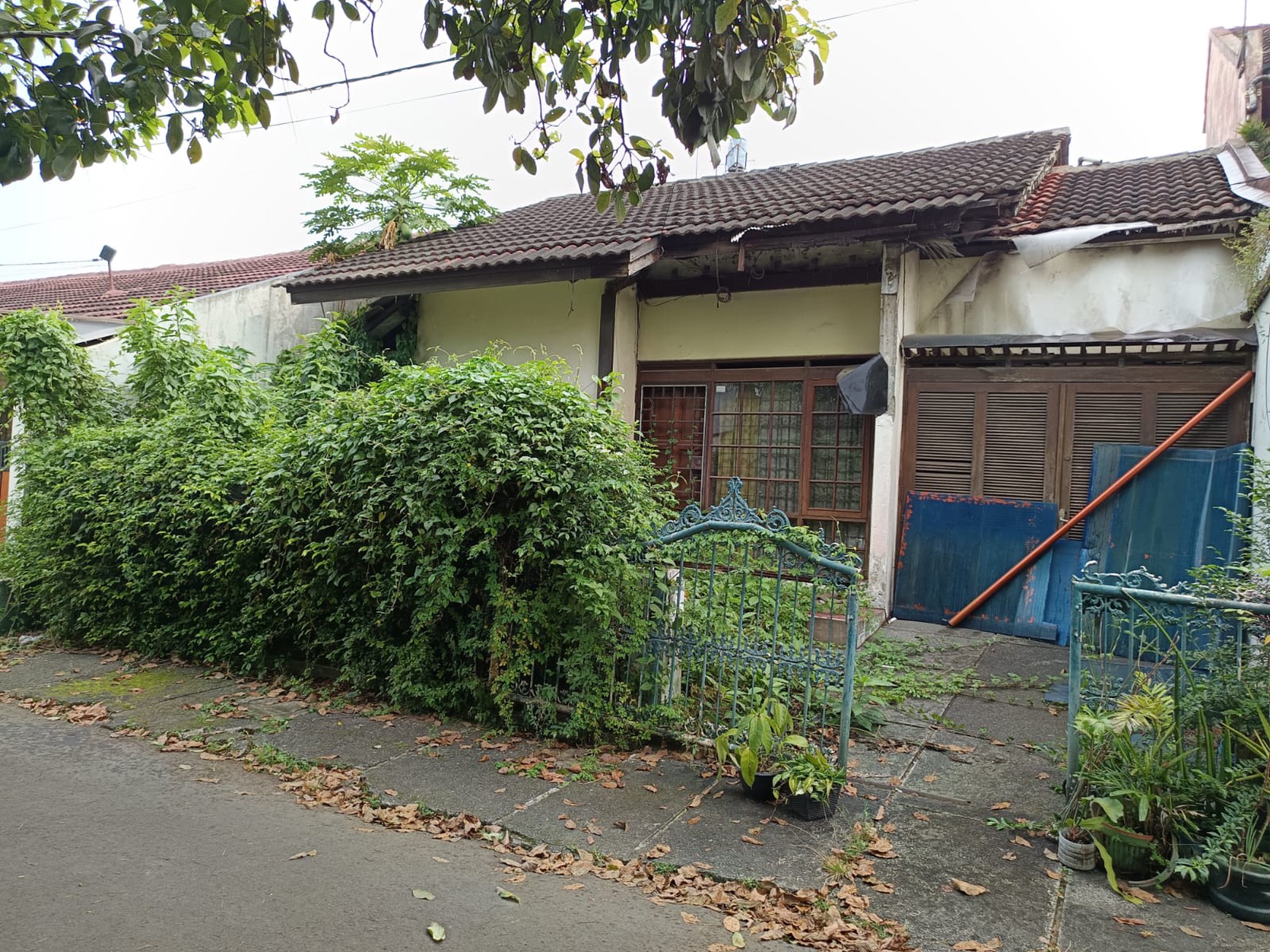 Dijual Rumah Hitung Tanah di Kopo Permai, Bandung