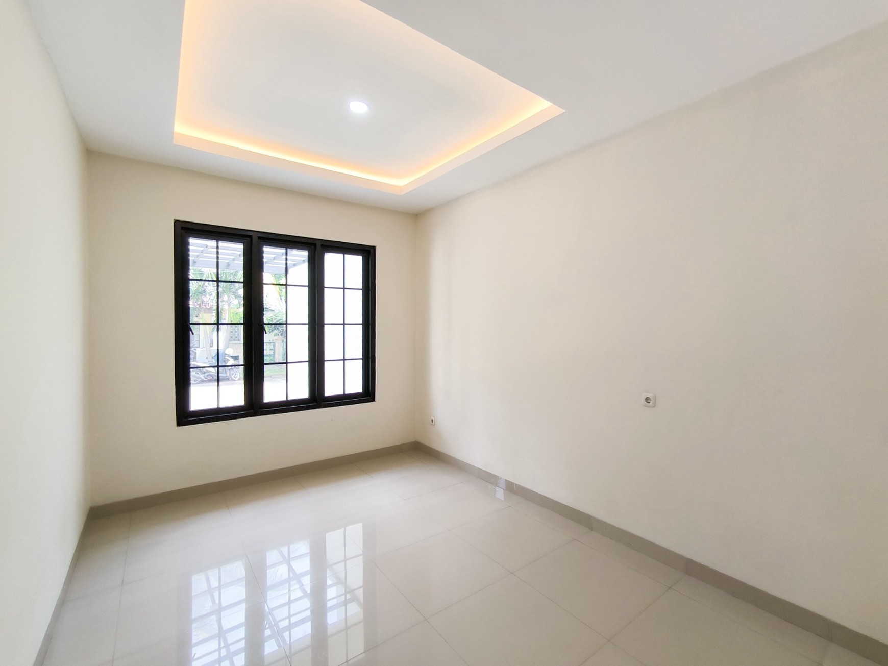 Rumah Mewah,Bagus di Graha Raya Bintaro