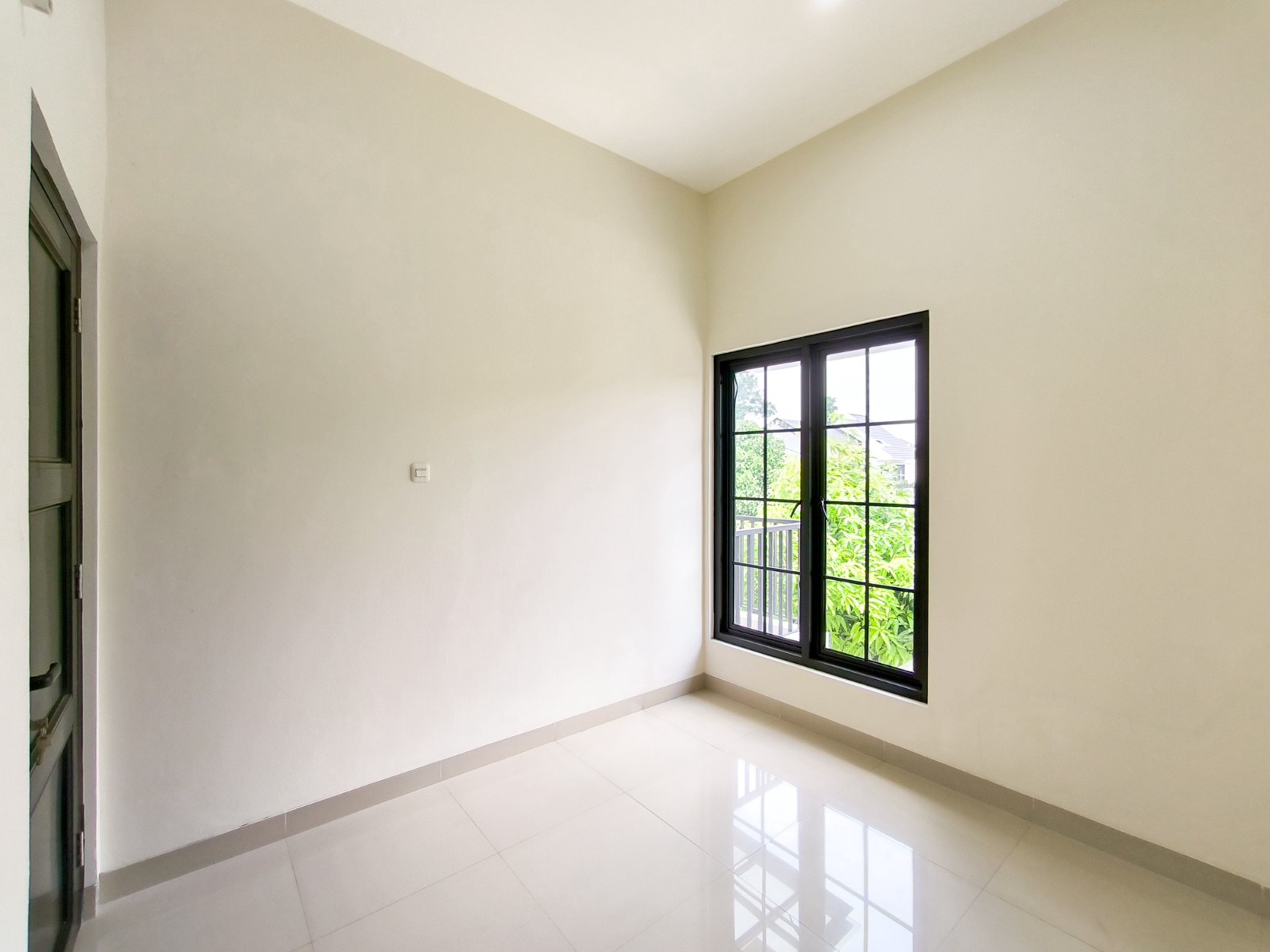 Rumah Mewah,Bagus di Graha Raya Bintaro