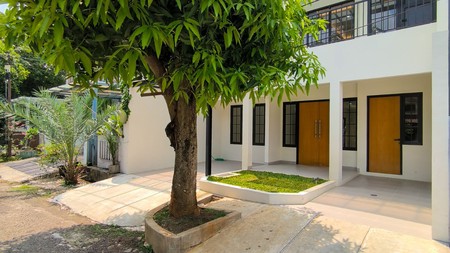 Rumah Mewah,Bagus di Graha Raya Bintaro