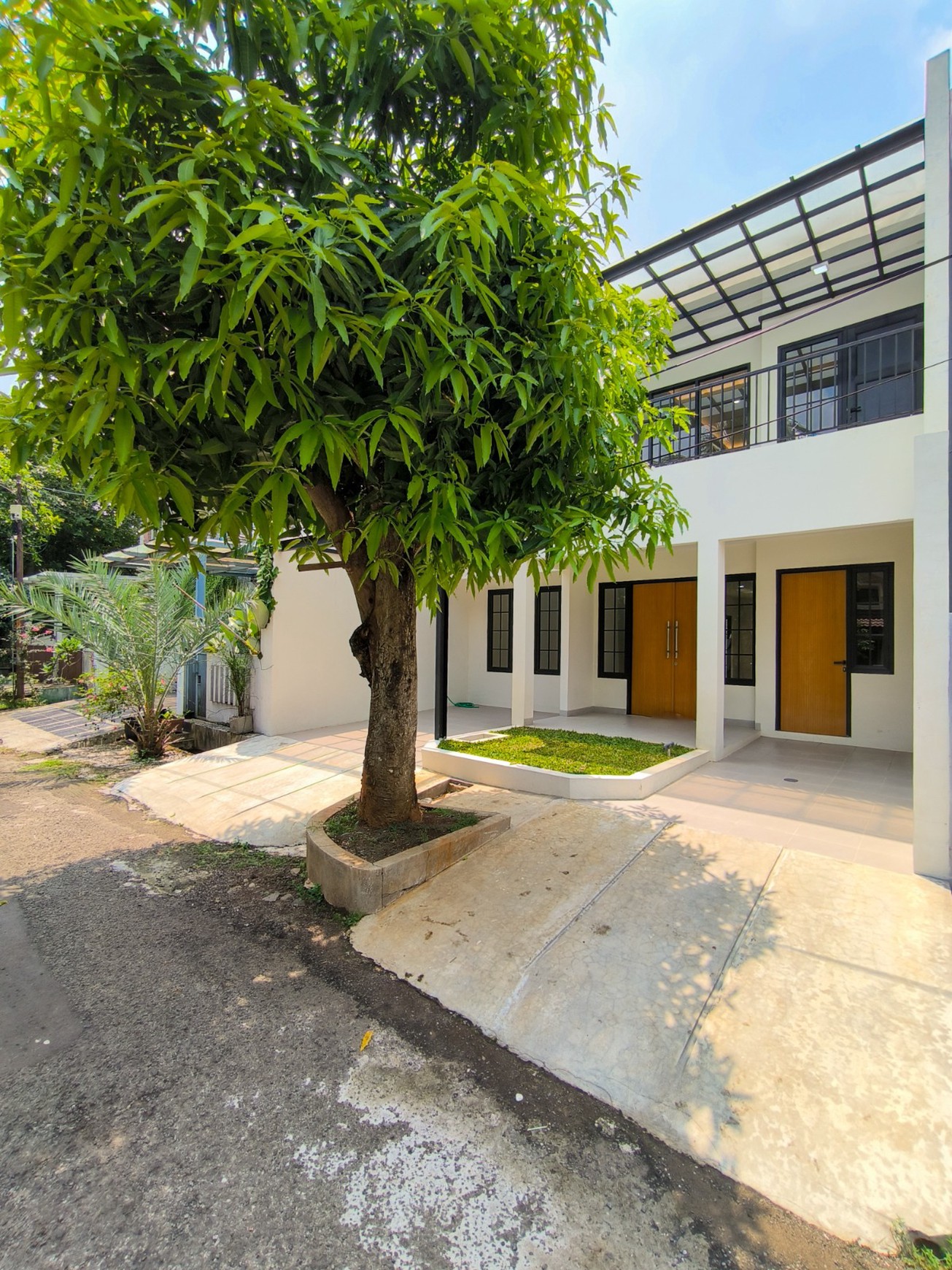 Rumah Mewah,Bagus di Graha Raya Bintaro