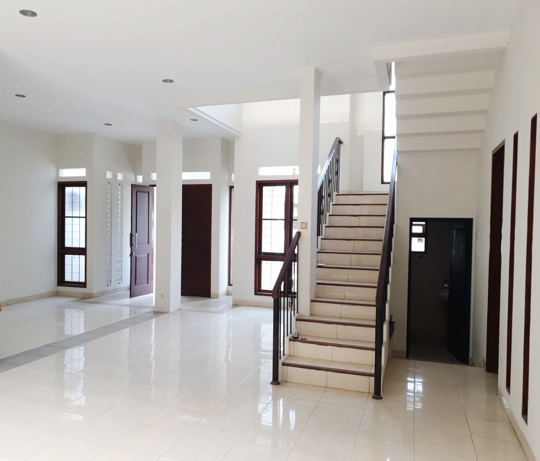Rumah Bagus Di Jl Soka Lestari, Lebak Lestari Indah Lebak Bulus,