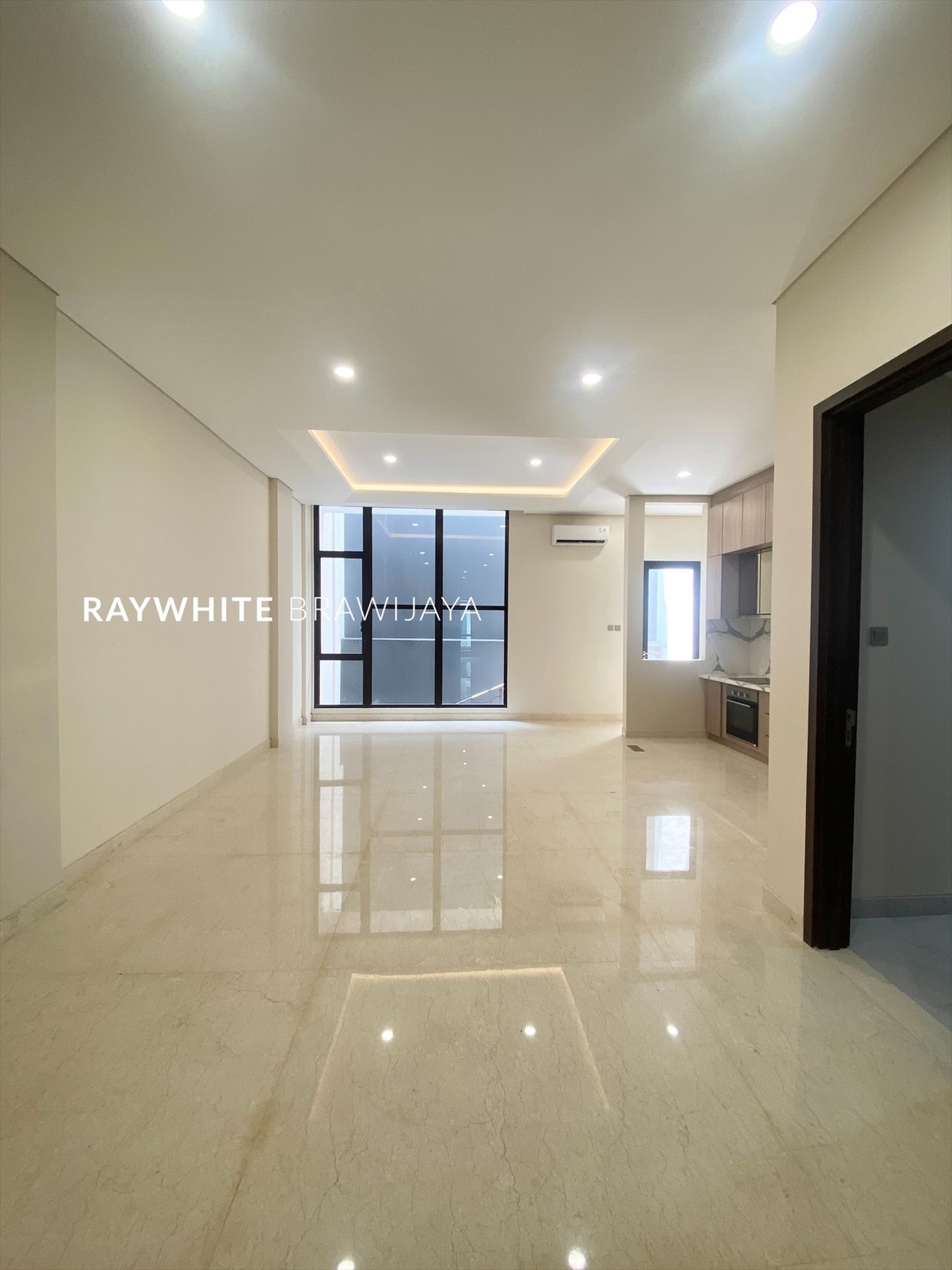 Brand New Townhouse Pondok Indah Lingkungan Tenang
