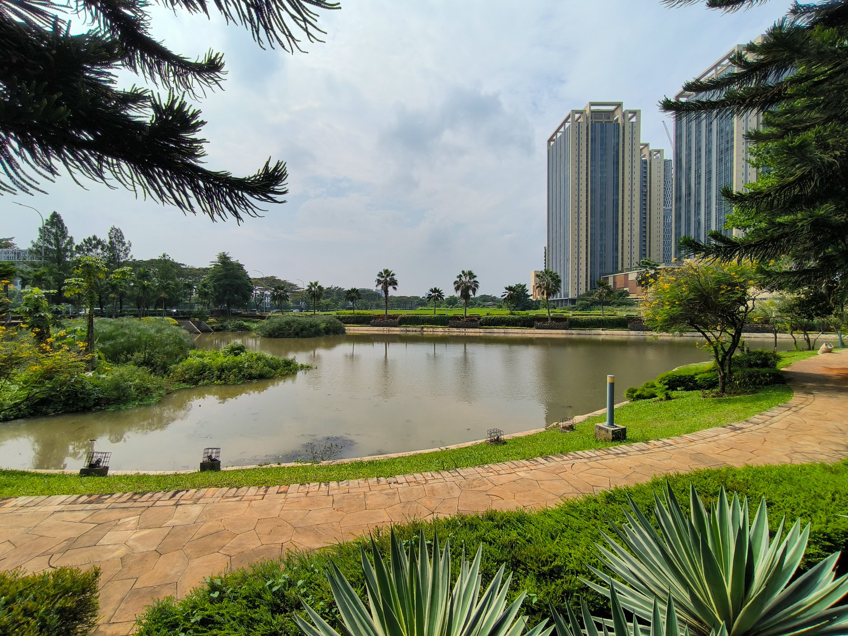 Dijual Kavling Komersial Seluas 2,4 Ha Di Pinggir Jalan Utama BSD