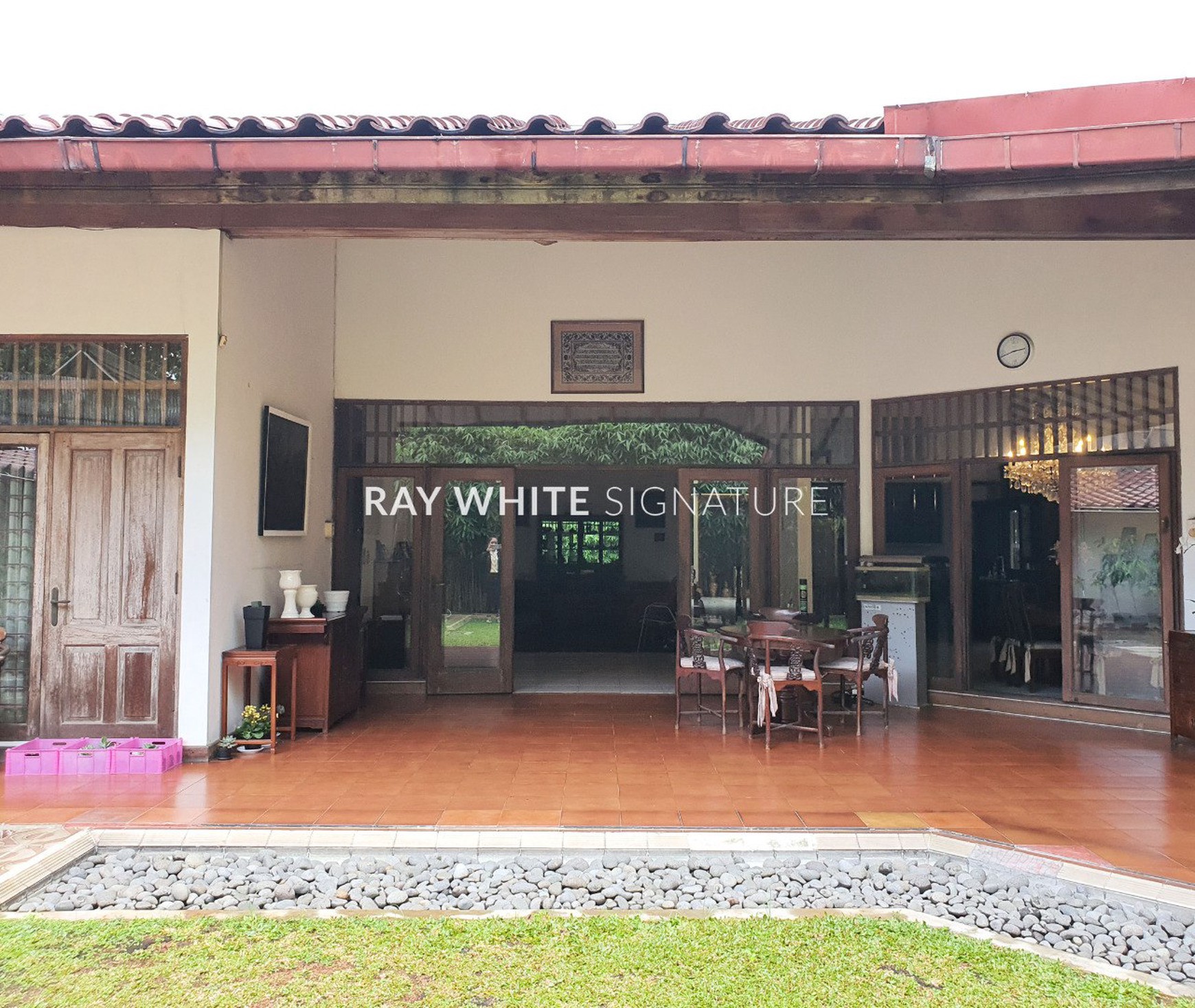 Jual Rumah Mewah di Bangka VIII Area Tenang dan Nyaman
