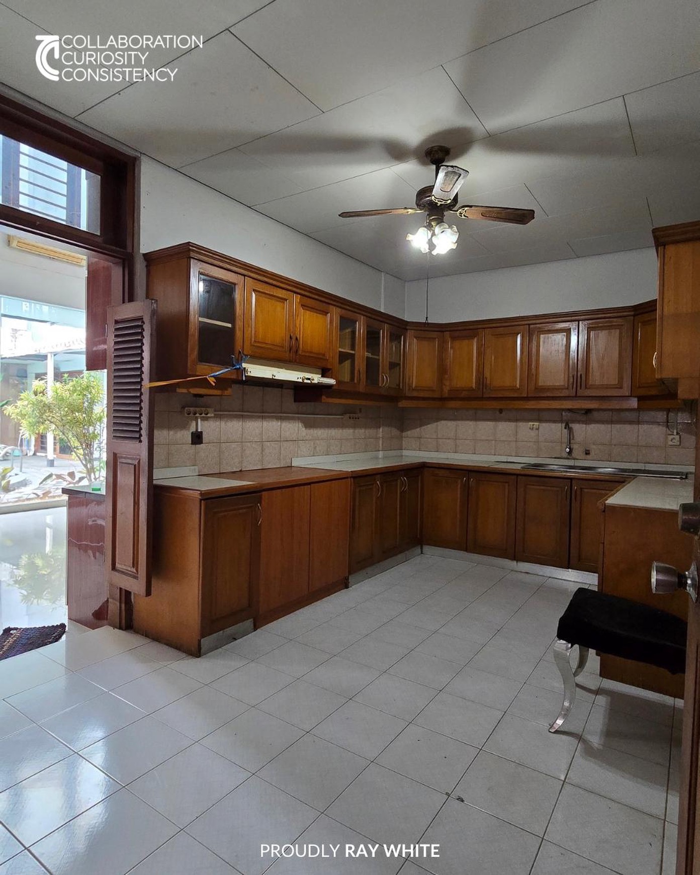 Jual Rumah Mewah di Pondok Indah, Jakarta Selatan - Kawasan elit, tenang, dan premium.