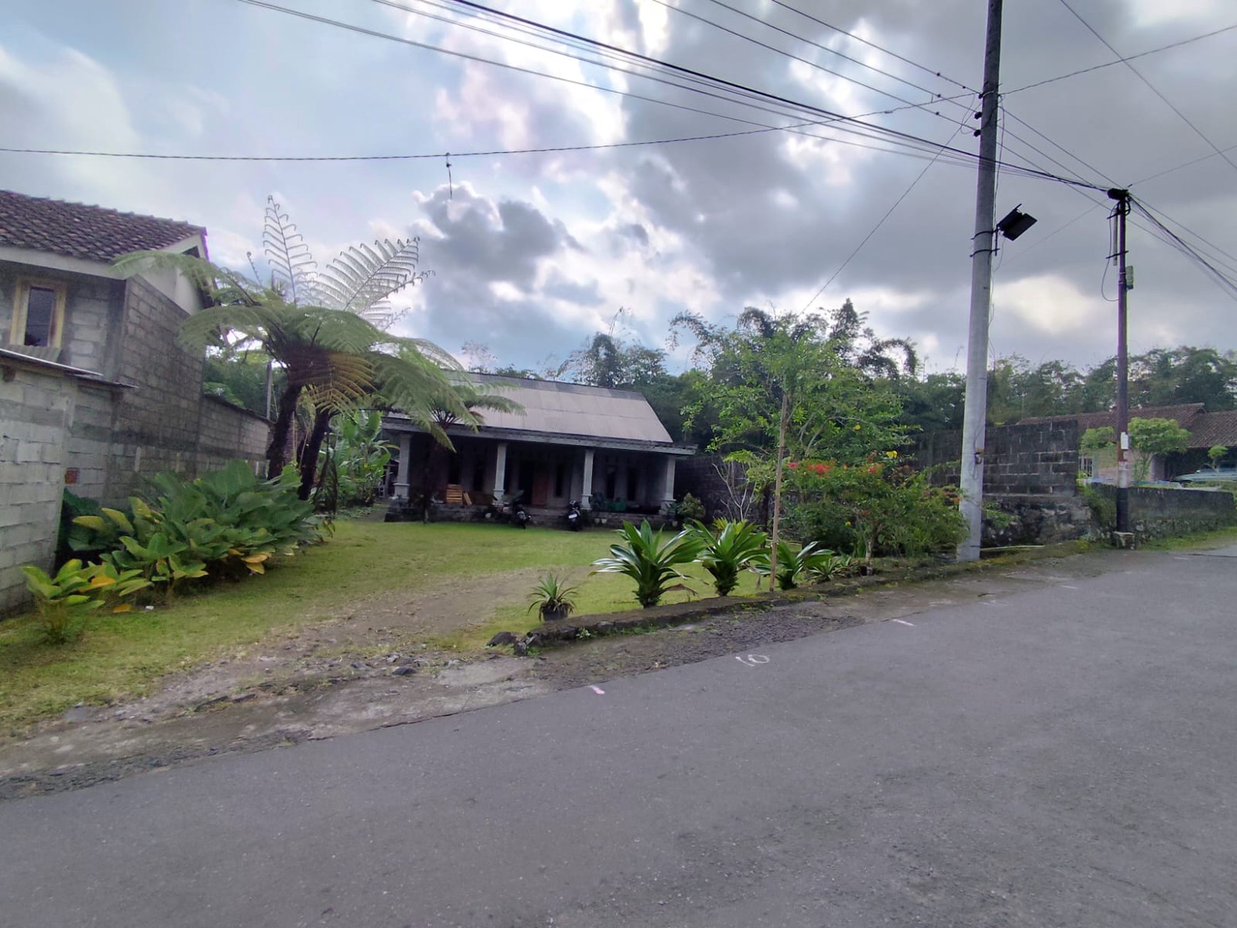 Tanah Pekarangan 1632 Meter Persegi Diarea Wisata Kaliurang Pakem Sleman