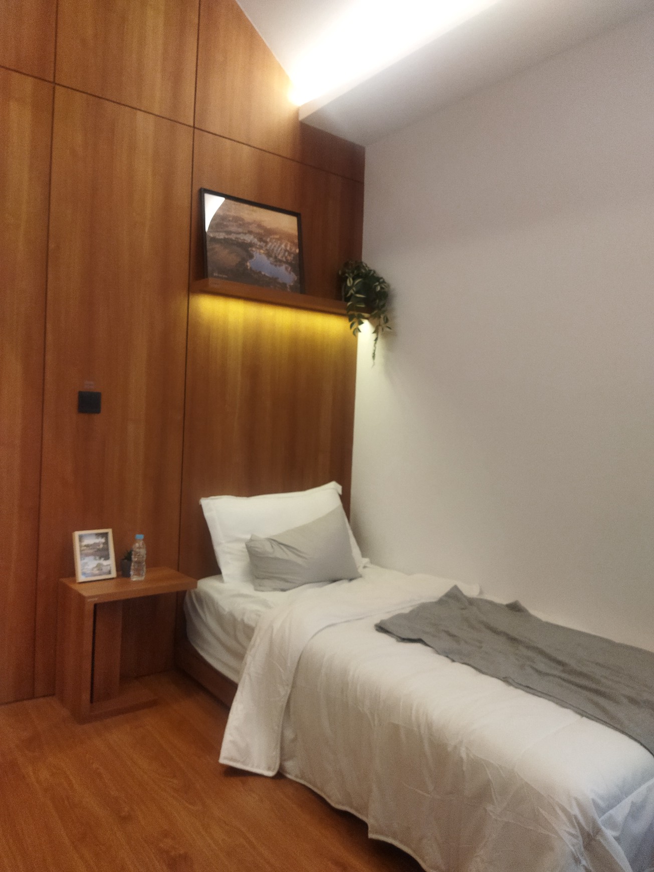 Rumah Resort Unik Dengan Taman Dalam Di Atang Sanjaya Bogor