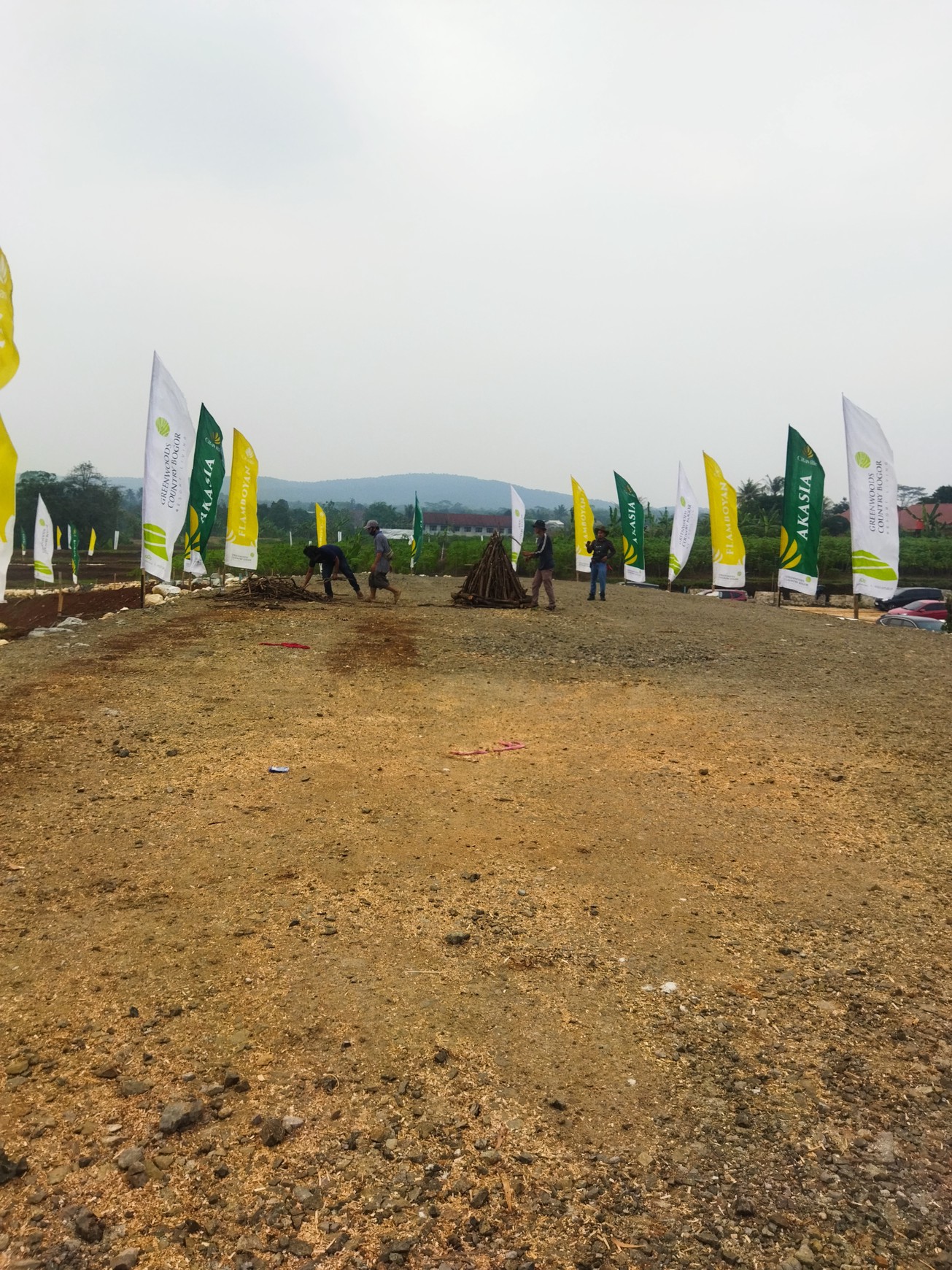 Rumah Resort Unik Dengan Taman Dalam Di Atang Sanjaya Bogor