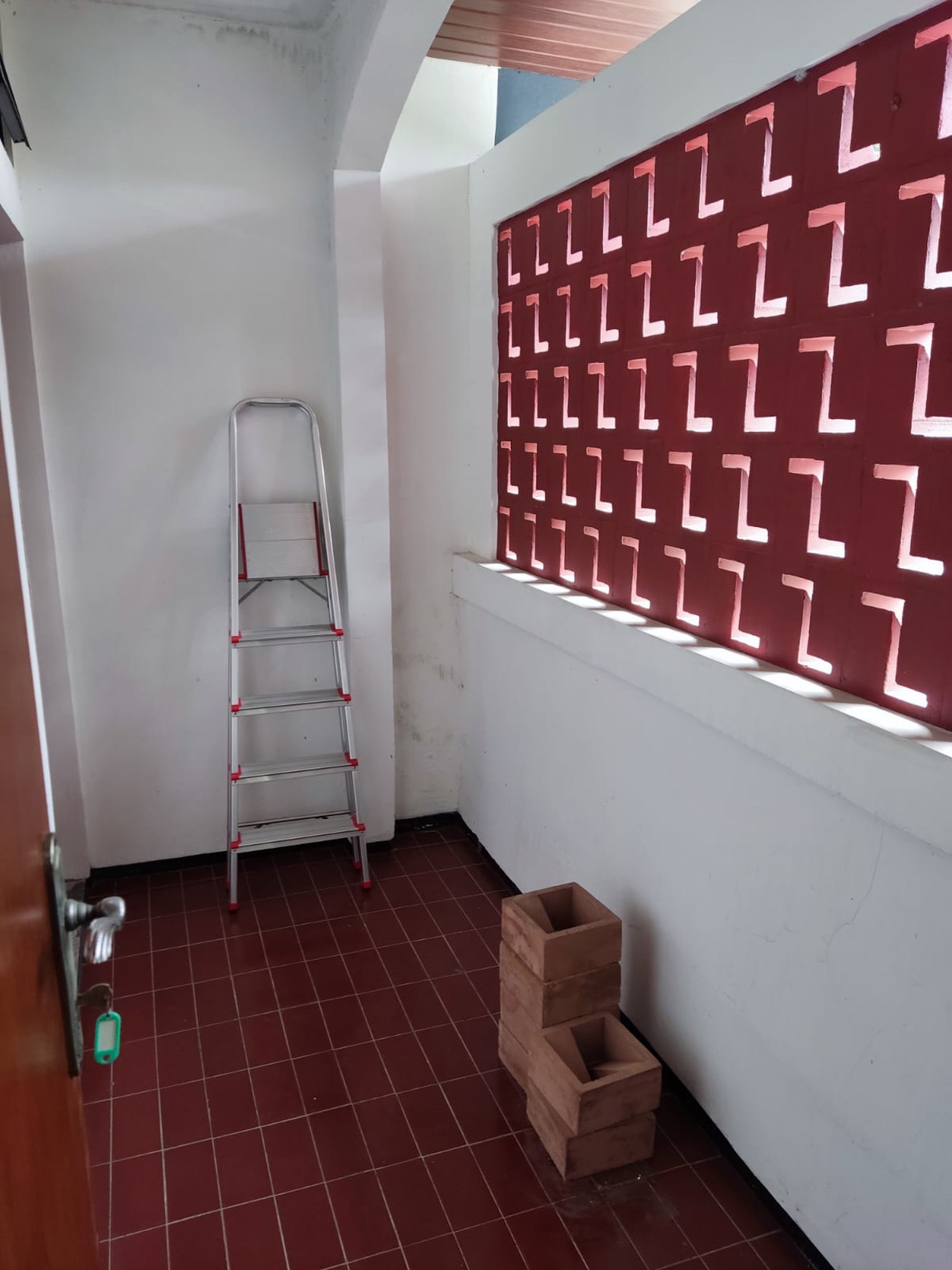 Rumah 3 bedrooms Kelapa Gading Disewakan