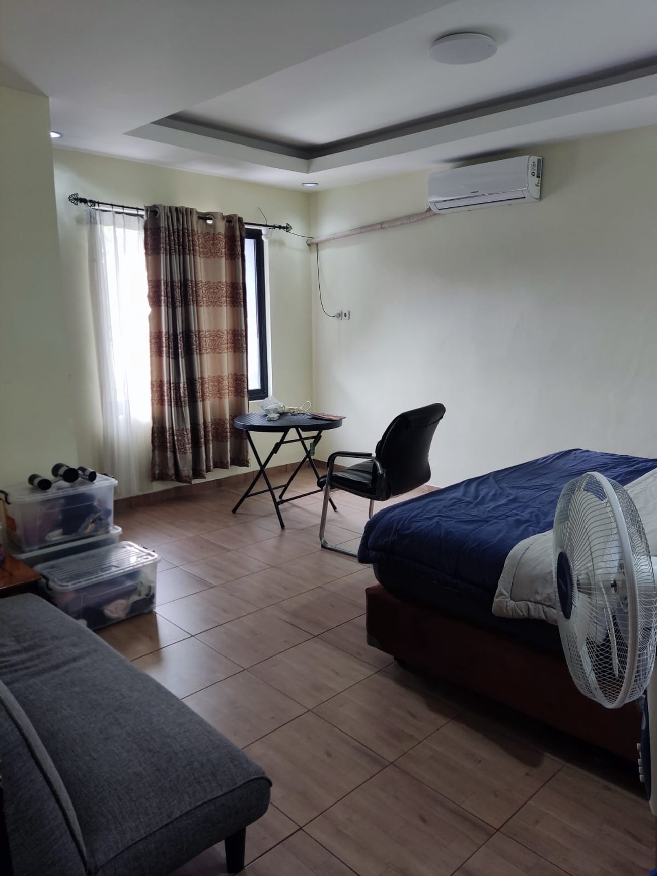 Rumah 3 bedrooms Kelapa Gading Disewakan