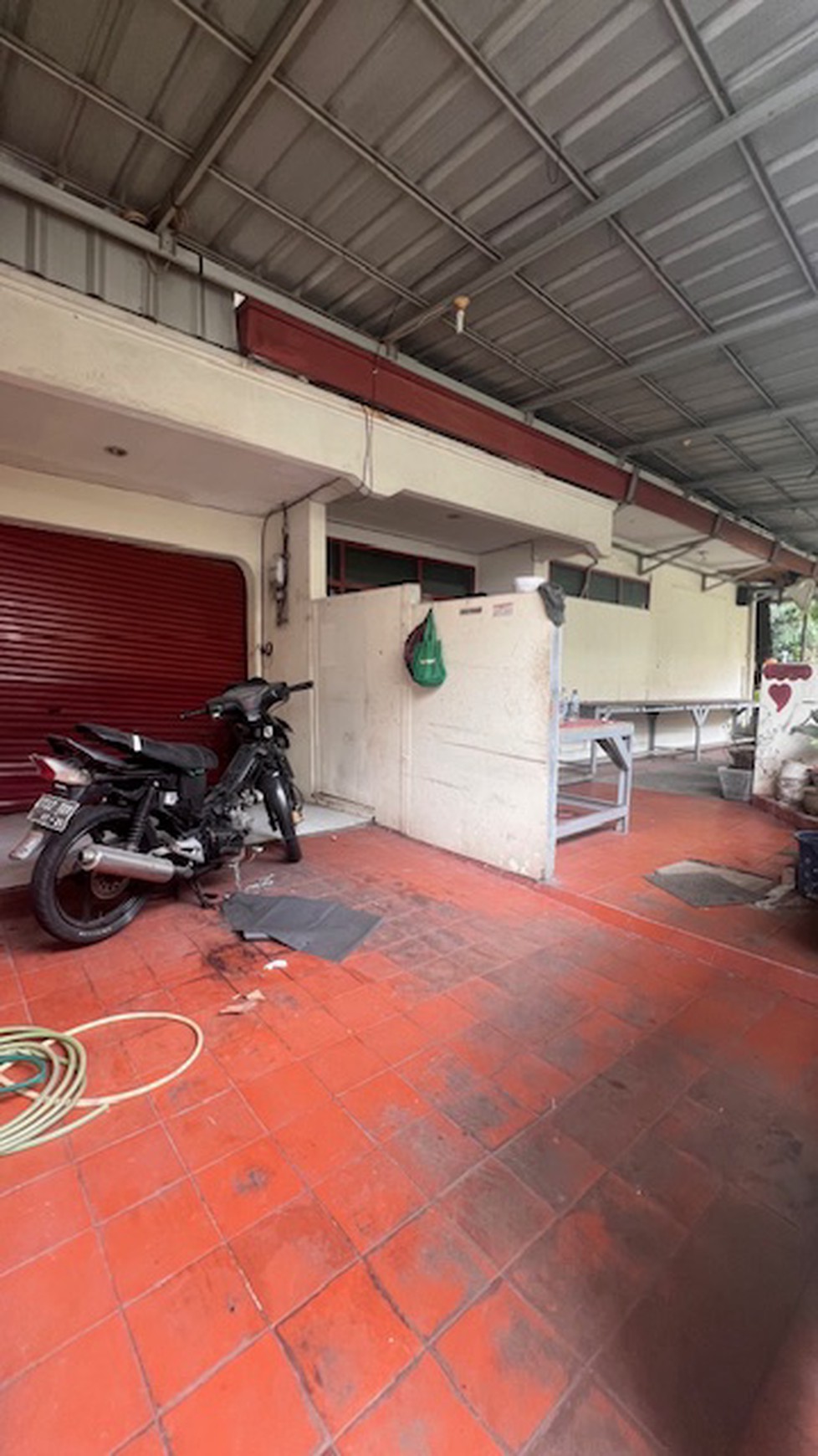 Dijual Rumah Tua di Hoek dekat MRT Blok M Plaza