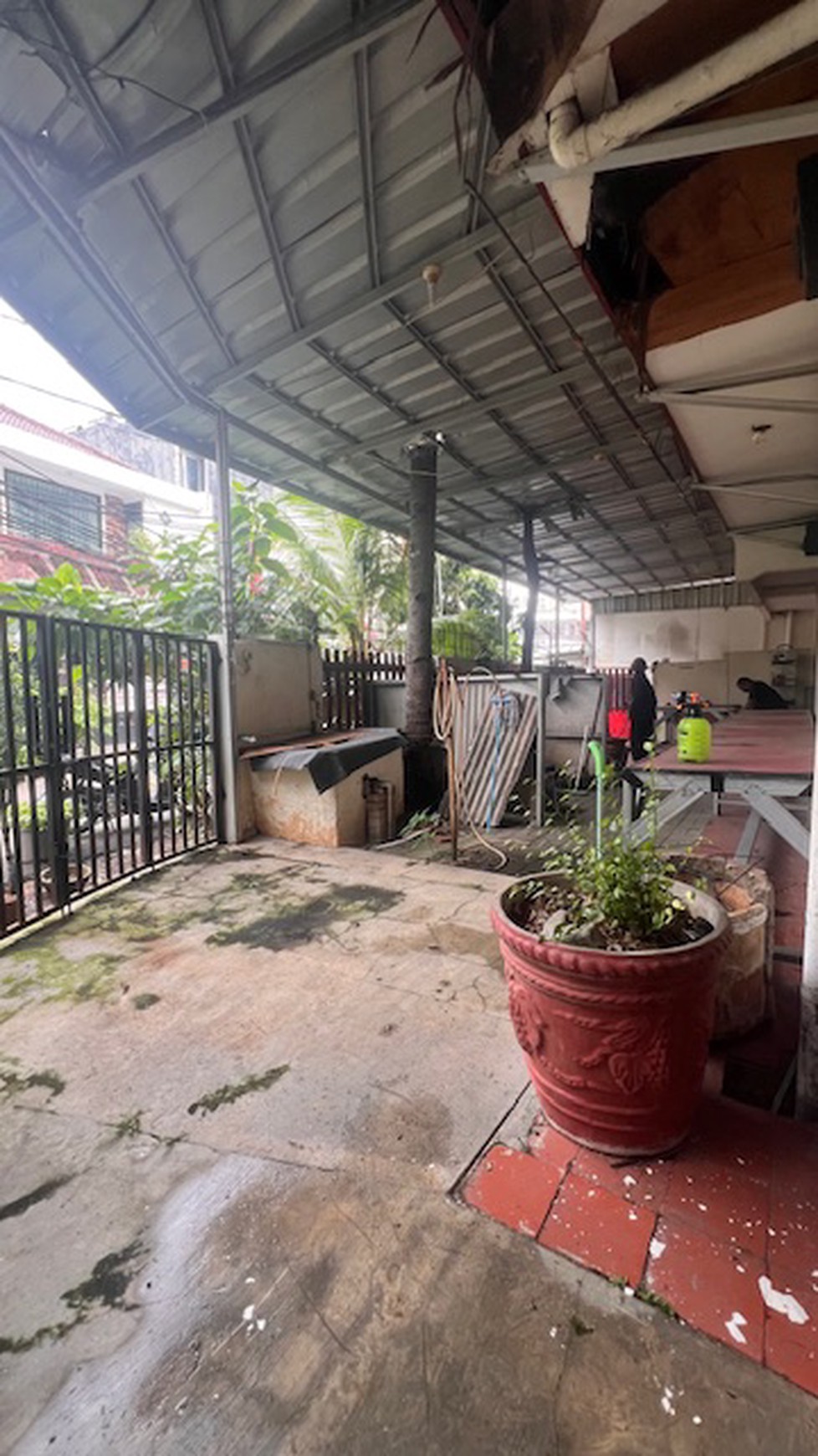Dijual Rumah Tua di Hoek dekat MRT Blok M Plaza