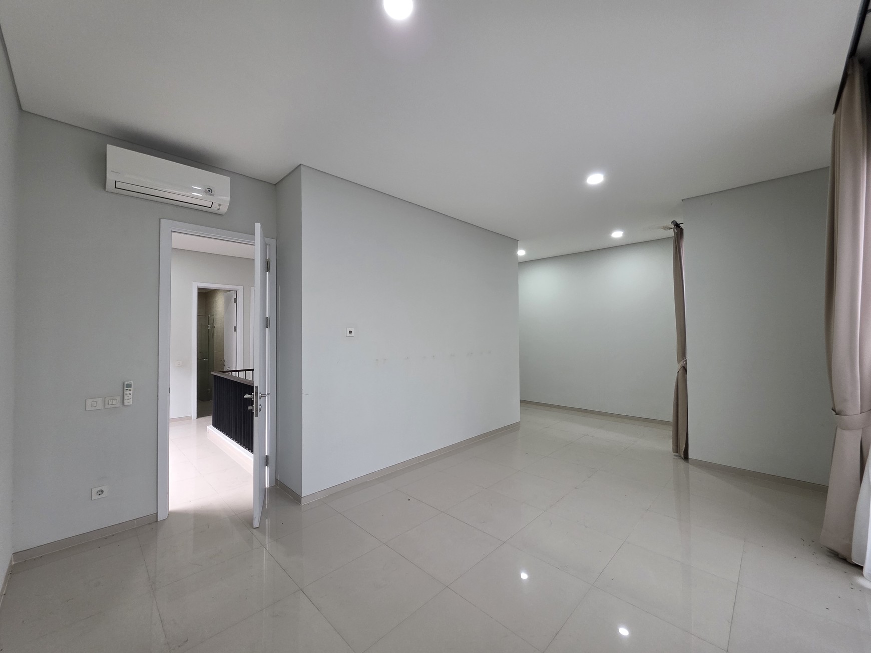 Rumah Bagus Siap Huni Asri di Discovery Amore, Bintaro Jaya, Sektor 9