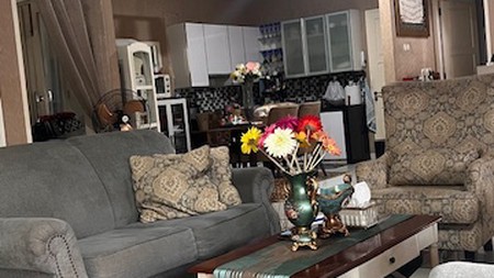 Dijual rumah rapi siap huni di Lebak Bulus Cilandak Jaksel