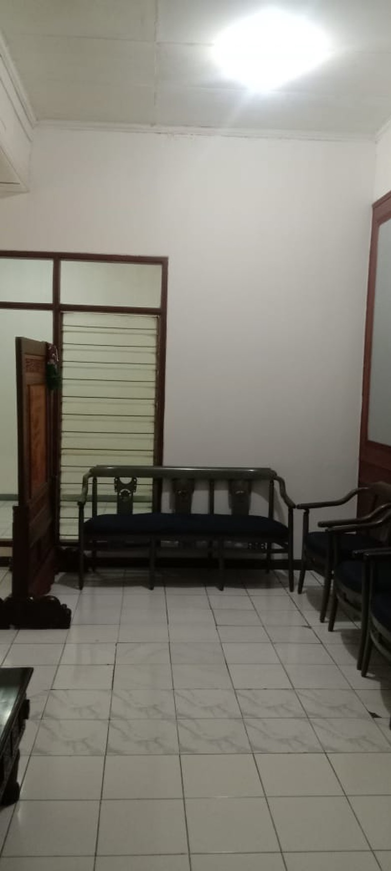 Dijual Rumah Pinggir jalan utama,dekat masjid di Bintaro Jaya sektor 1