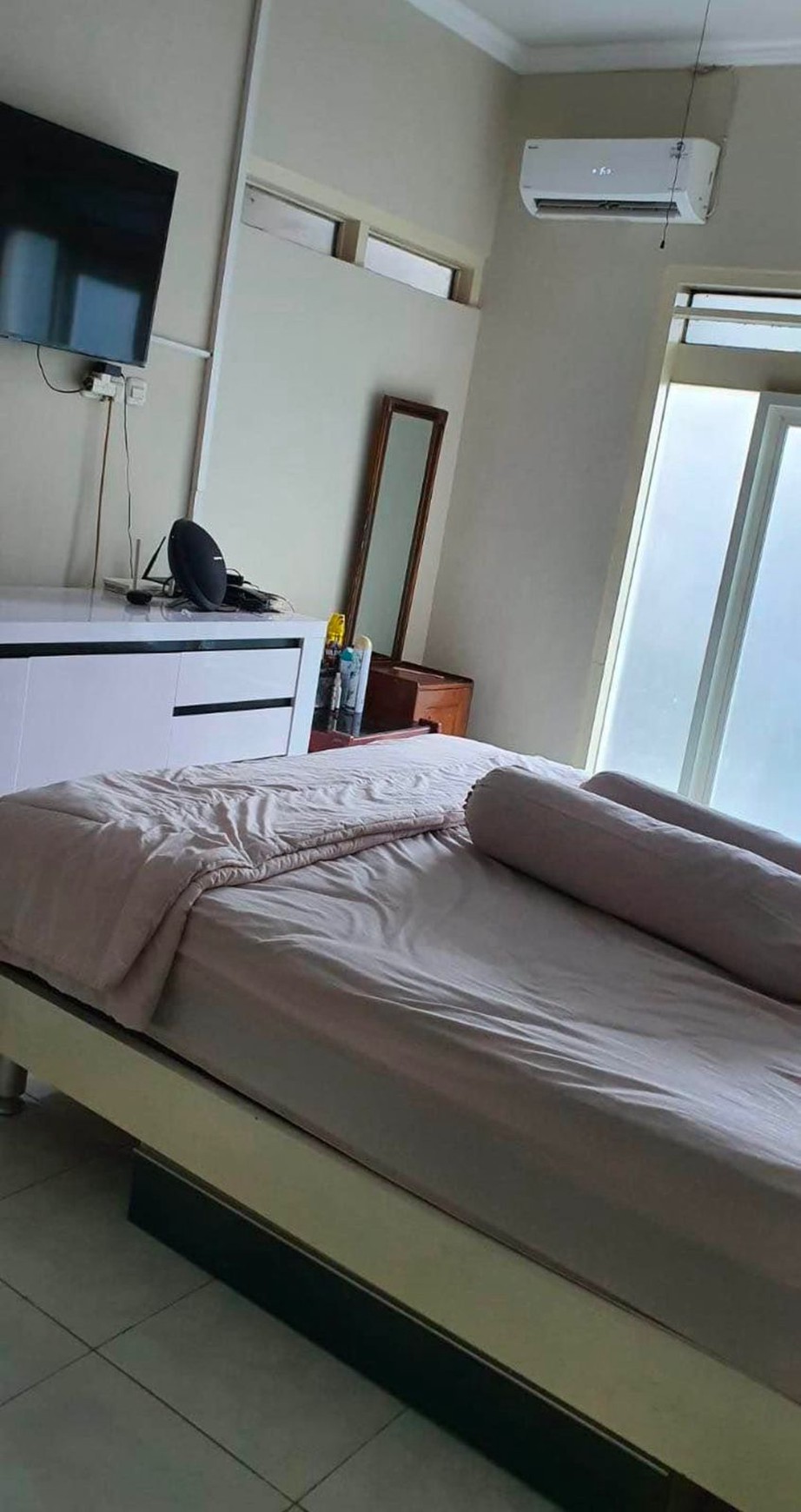 Dijual rumah di Ngagel rejo Surabaya