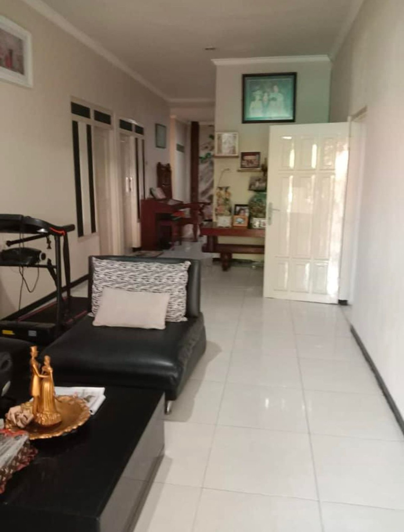 Dijual rumah di Ngagel rejo Surabaya