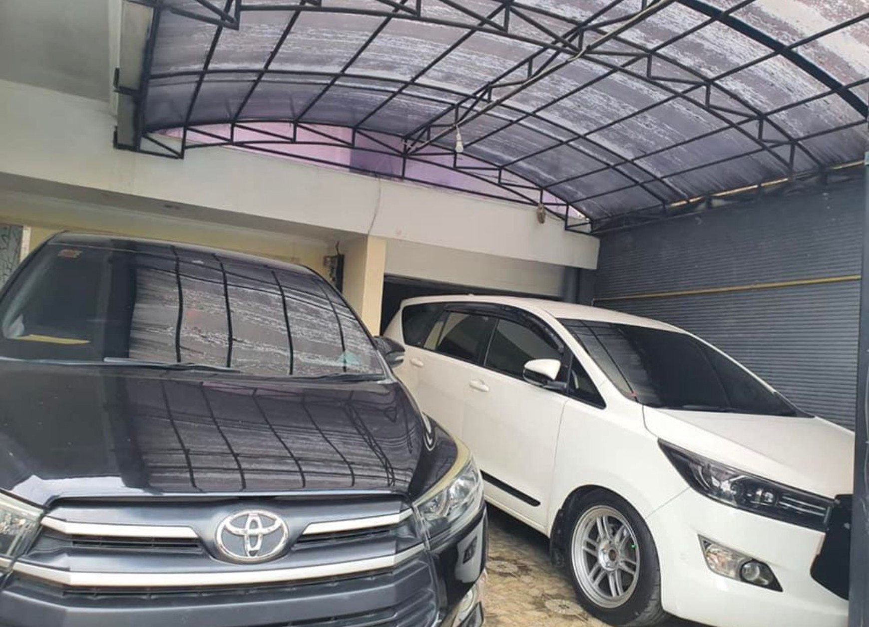Dijual rumah di Ngagel rejo Surabaya