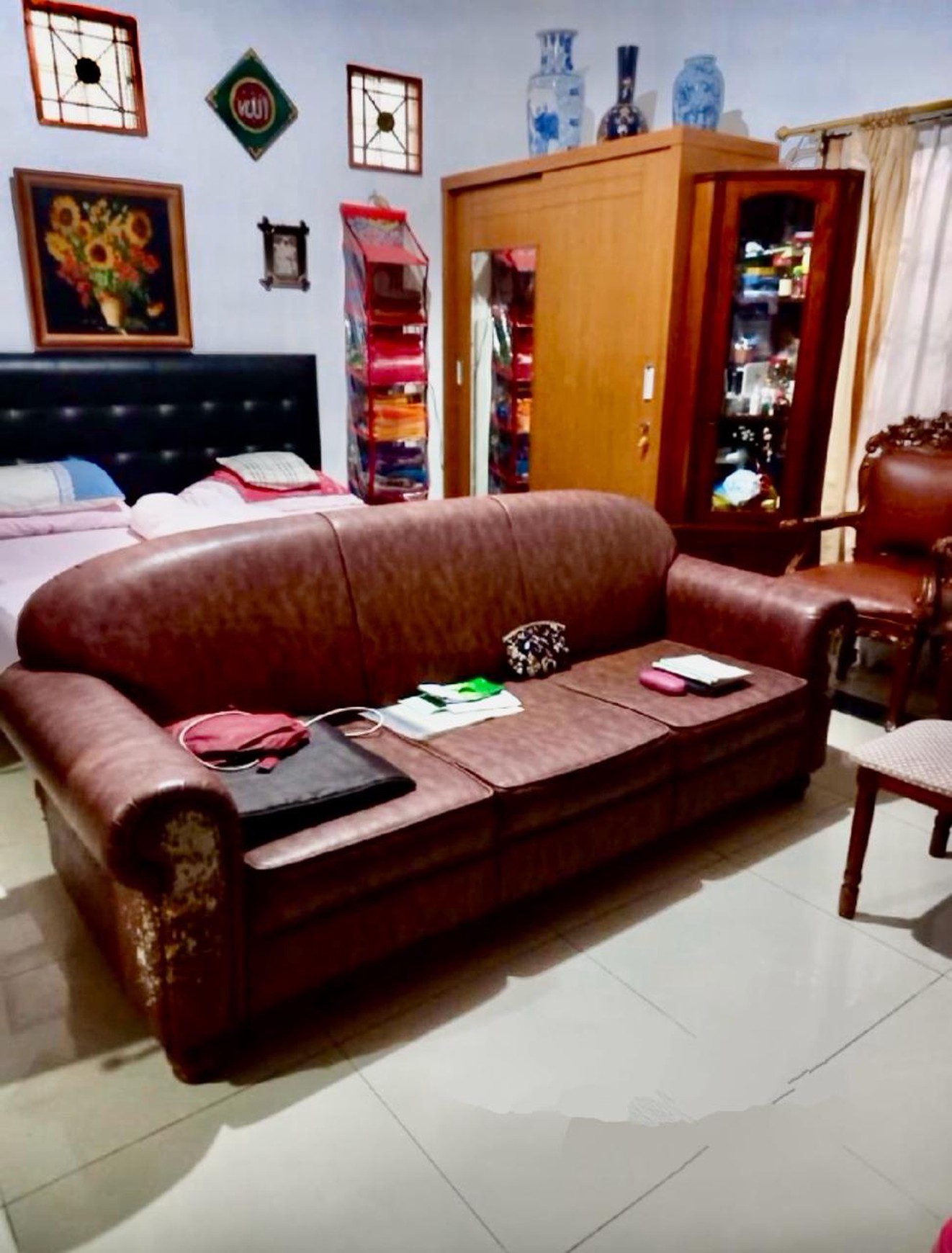 Rumah Bagus DI Jl H Kelik Kelapa Dua Joglo Jakarta Barat.
