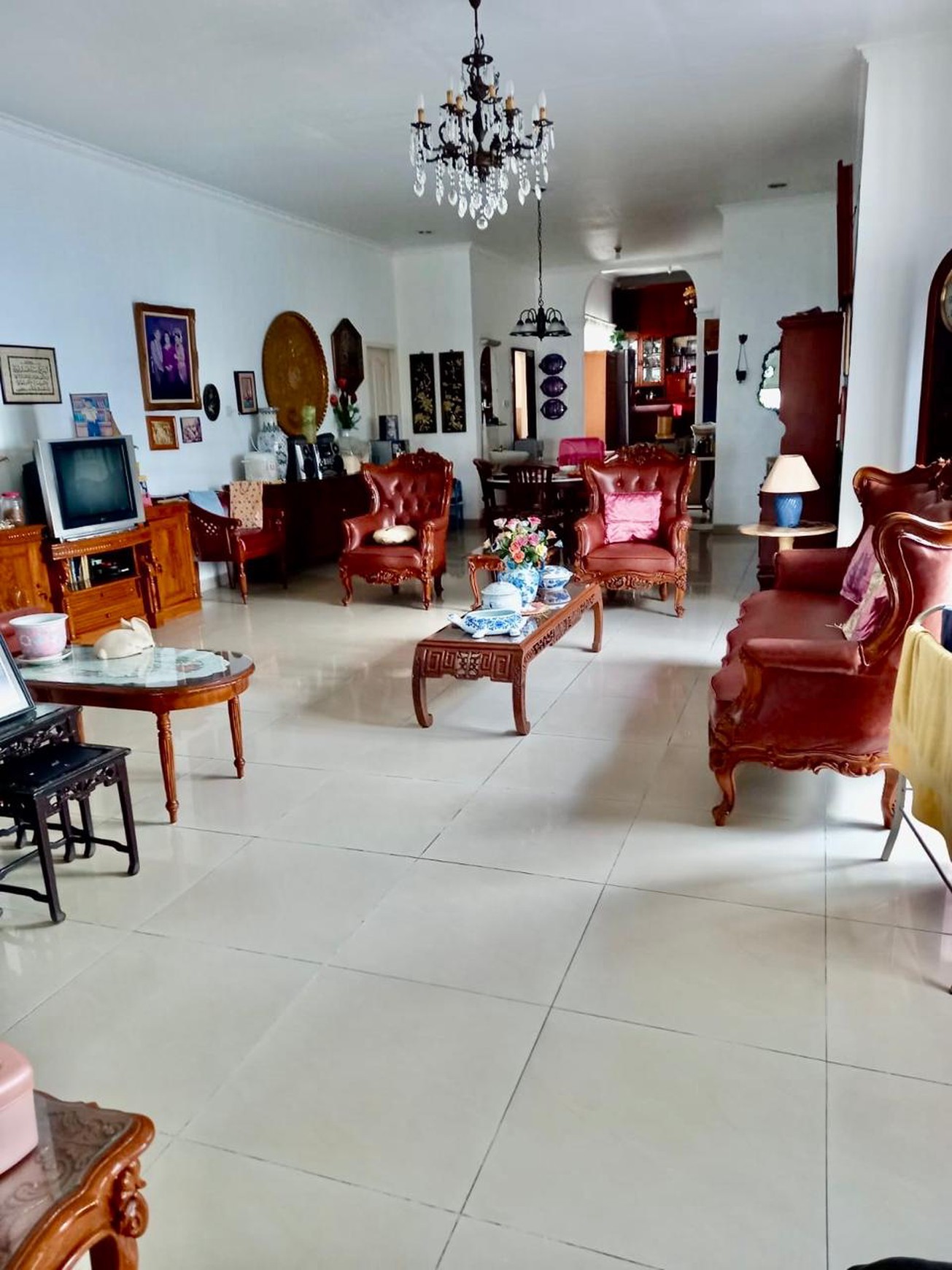 Rumah Bagus DI Jl H Kelik Kelapa Dua Joglo Jakarta Barat.